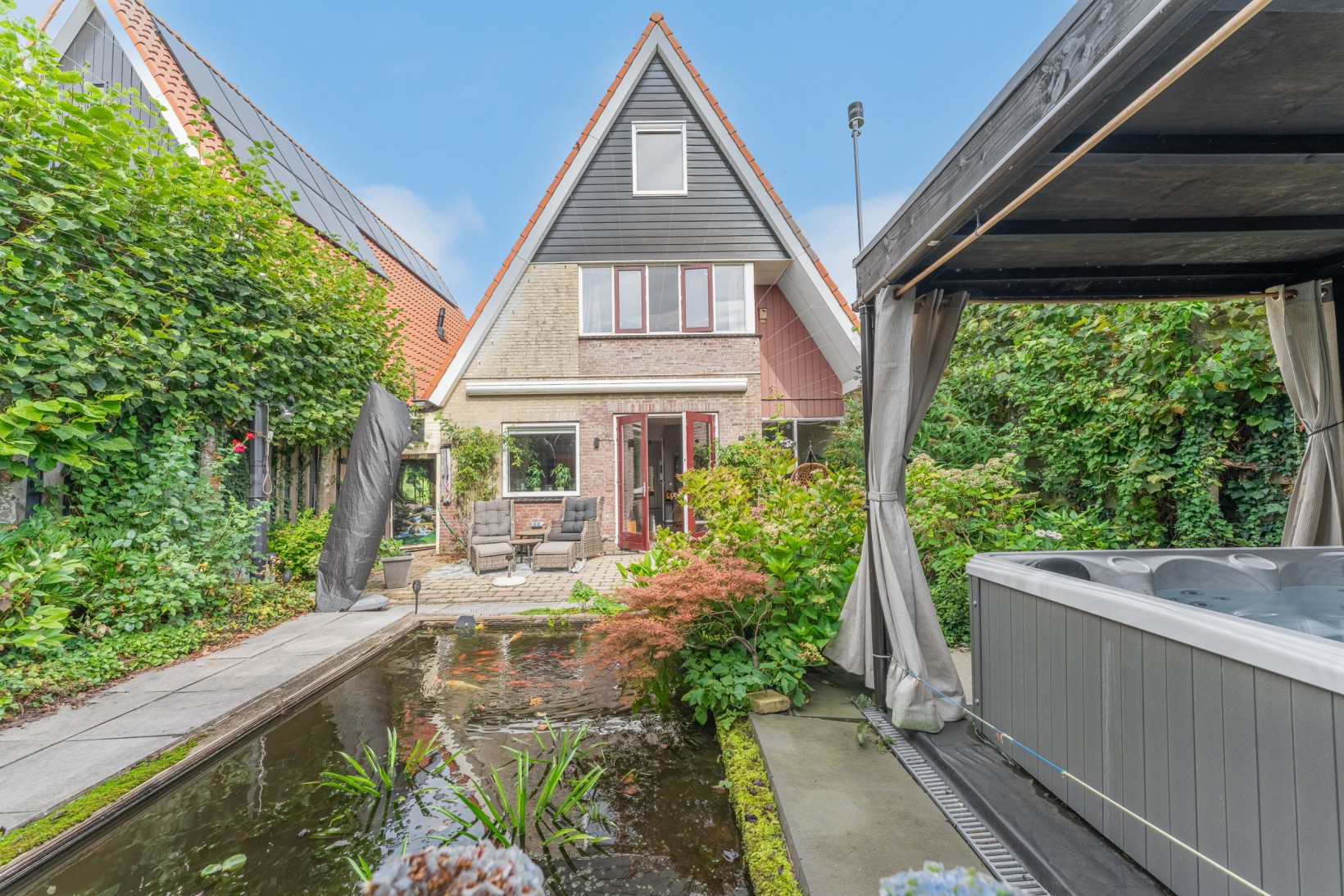 Vrijstaande woning te koop: Tuinstraat 24, Zwaagdijk-Oost