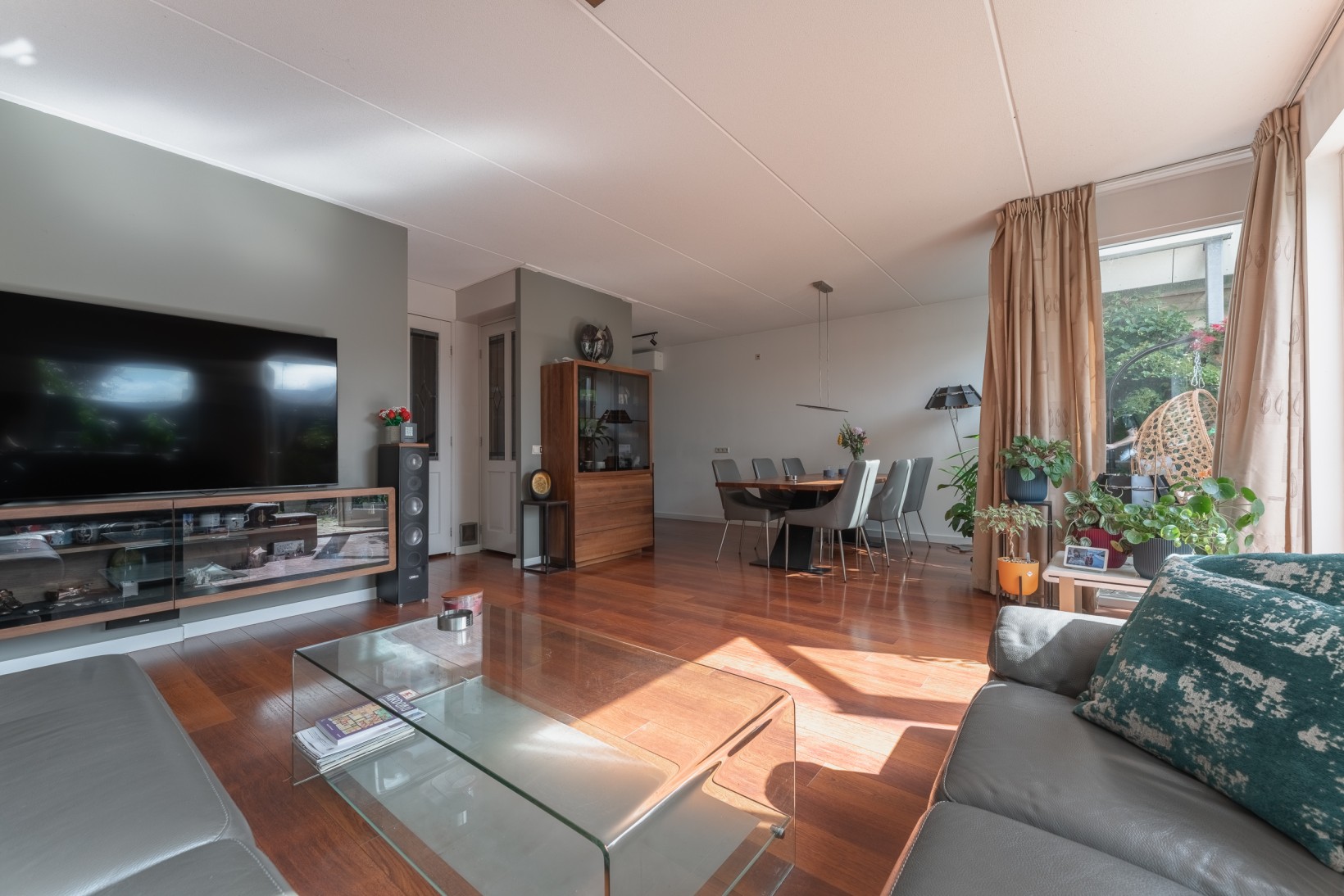 Vrijstaande woning te koop: Tuinstraat 24, Zwaagdijk-Oost