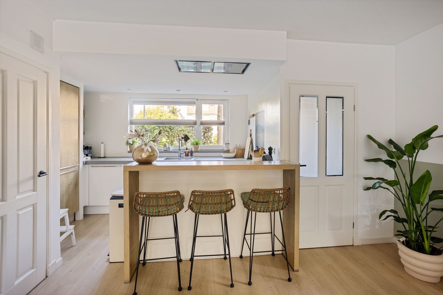 Hoekwoning te koop: Hoogewoud 29, Zwaag