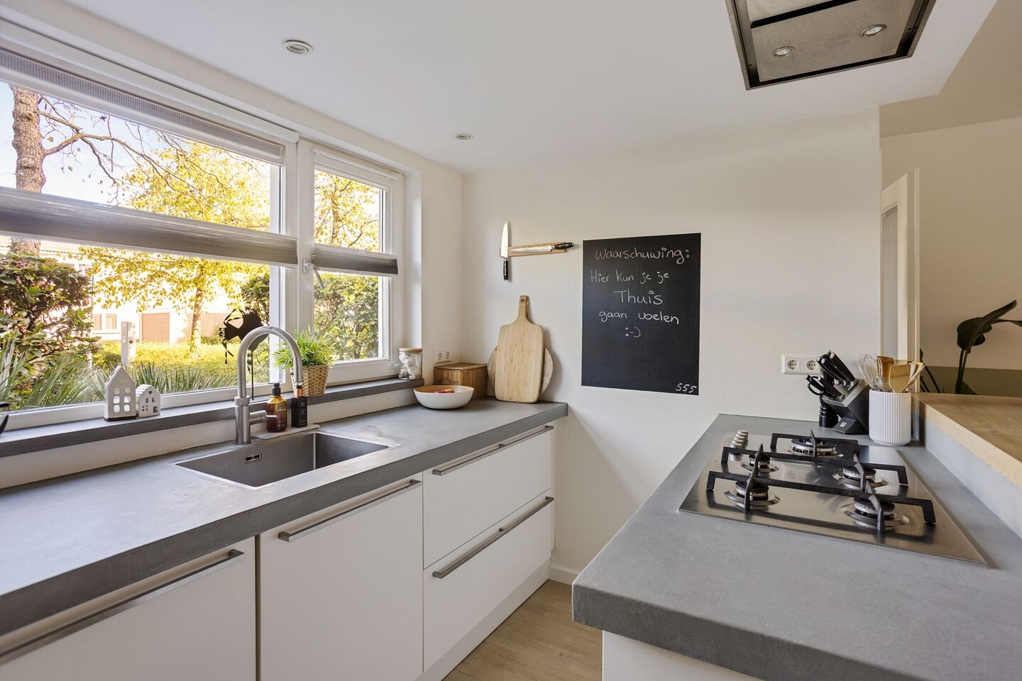 Hoekwoning te koop: Hoogewoud 29, Zwaag