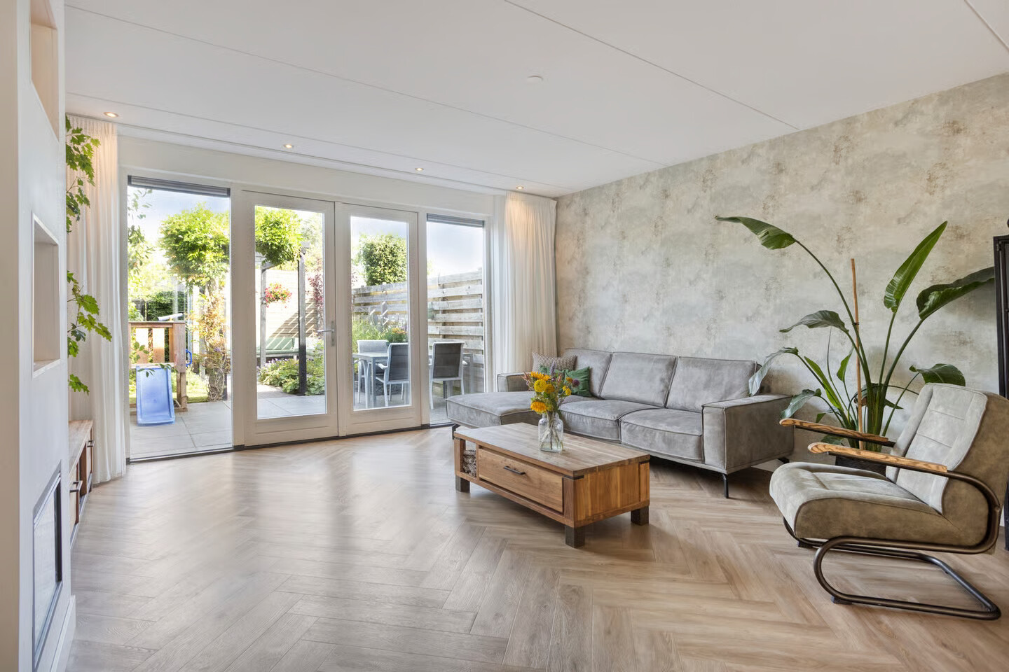 Tussenwoning te koop: Lage Hoek 134, Zwaag