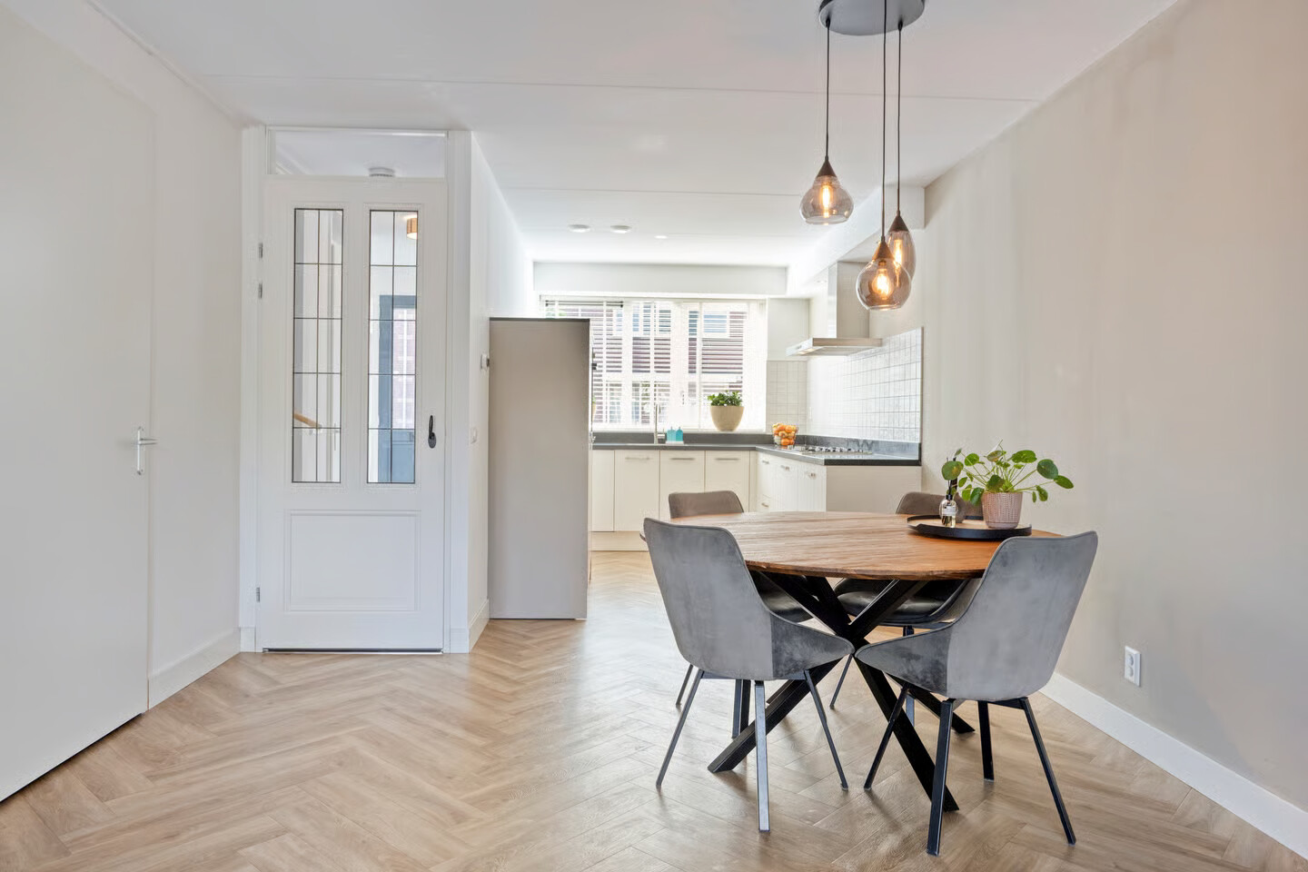 Tussenwoning te koop: Lage Hoek 134, Zwaag