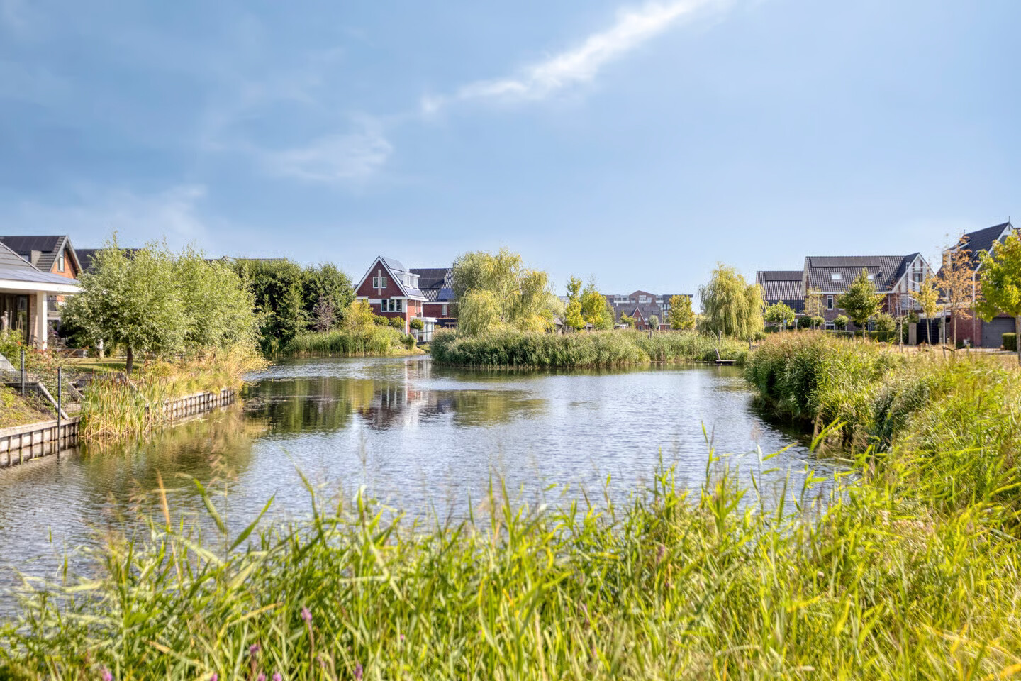Tussenwoning te koop: Lage Hoek 134, Zwaag