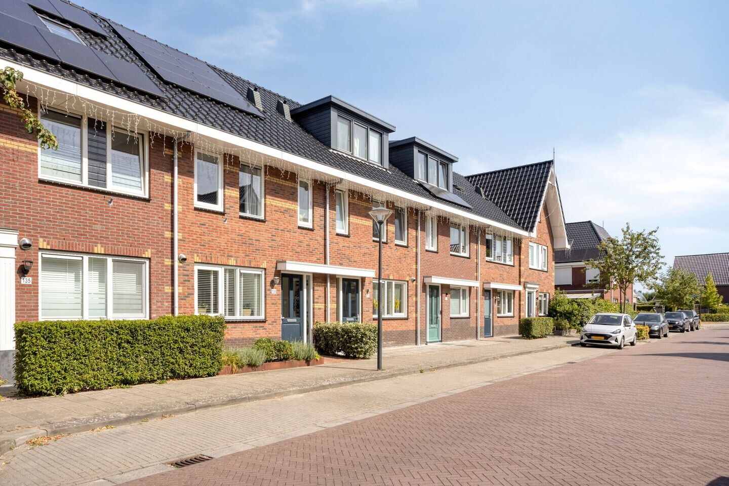 Tussenwoning te koop: Lage Hoek 134, Zwaag