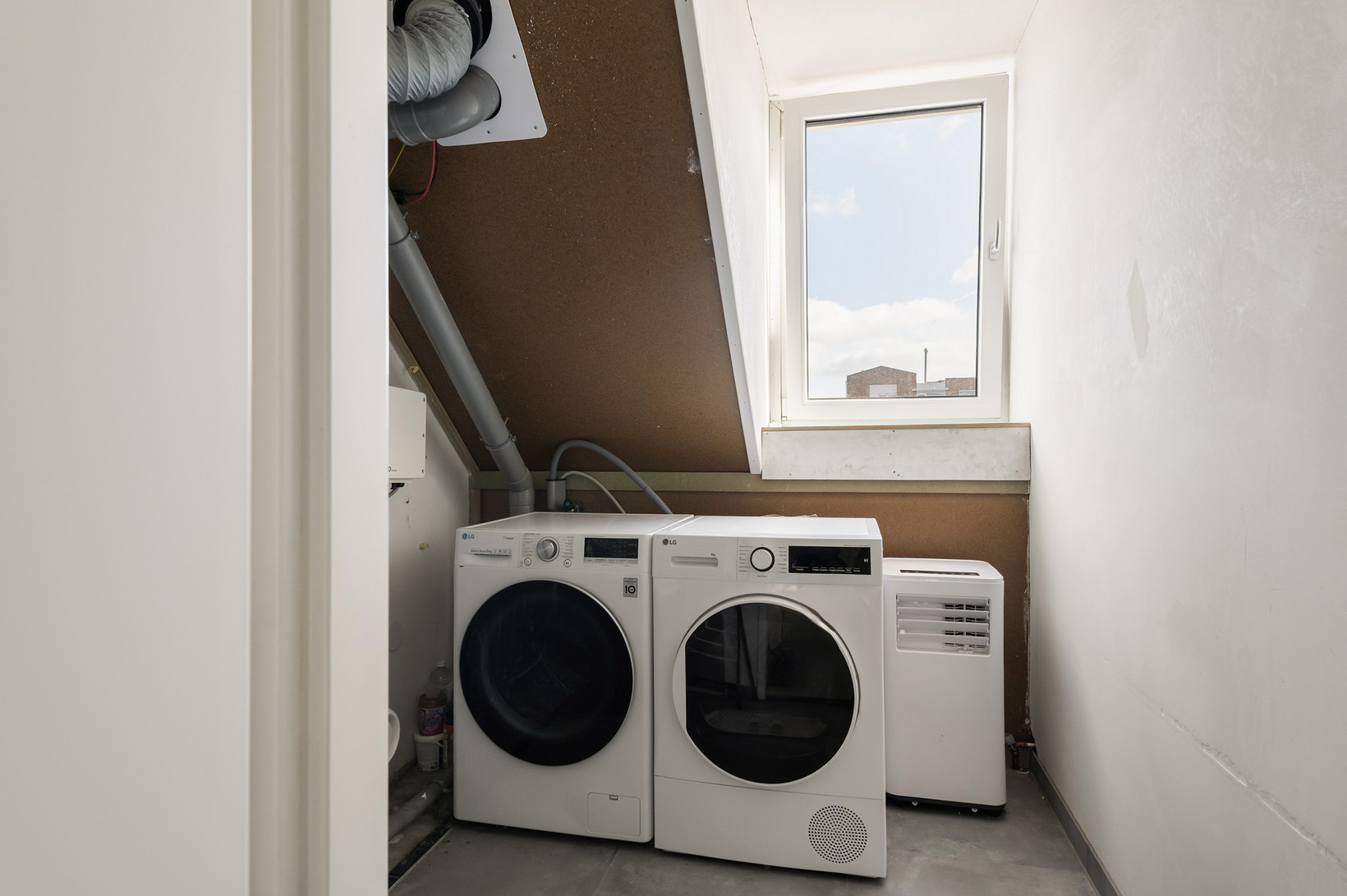 Hoekwoning te koop: Westerveer 33, Zwaag