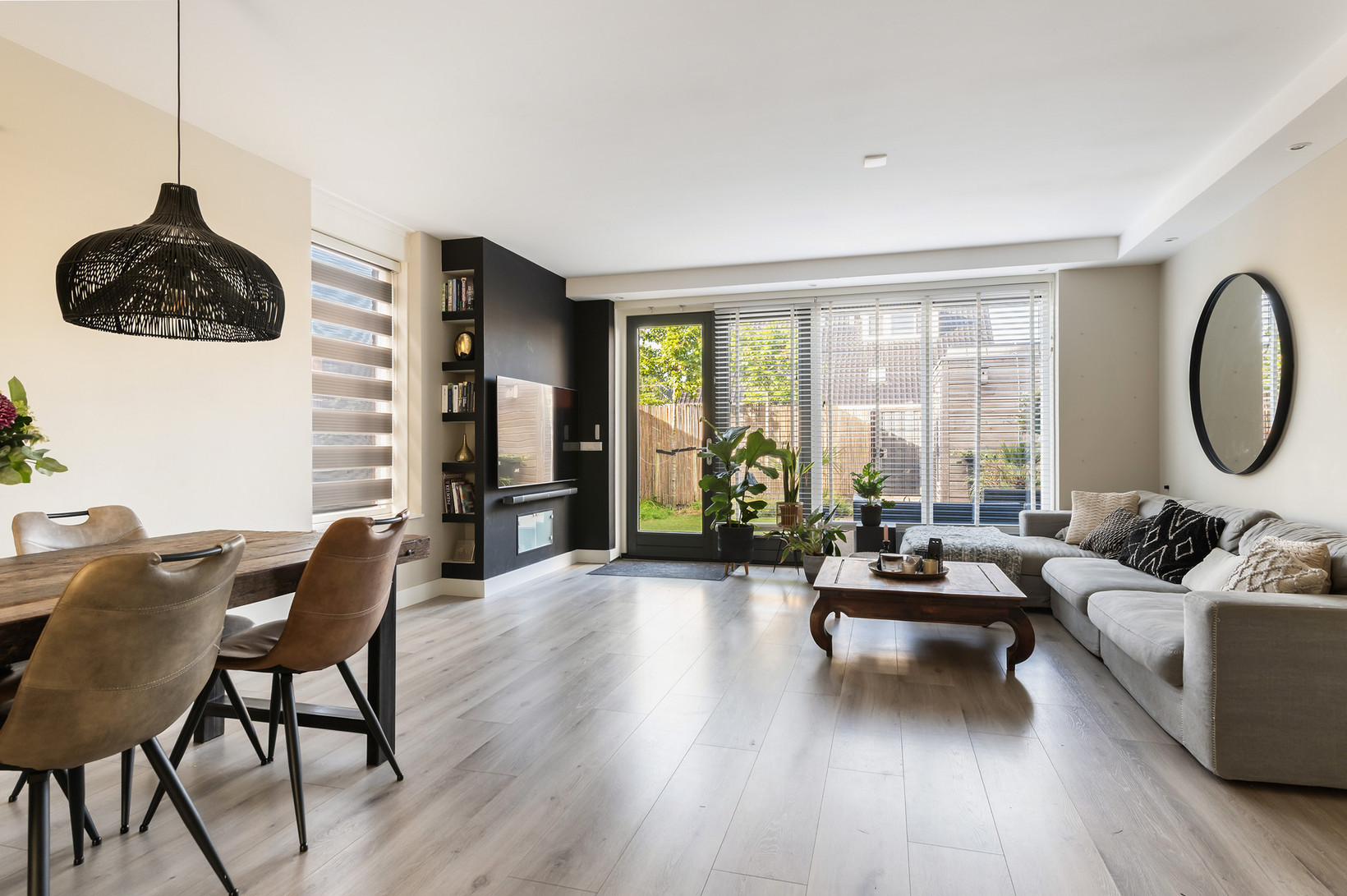 Hoekwoning te koop: Westerveer 33, Zwaag
