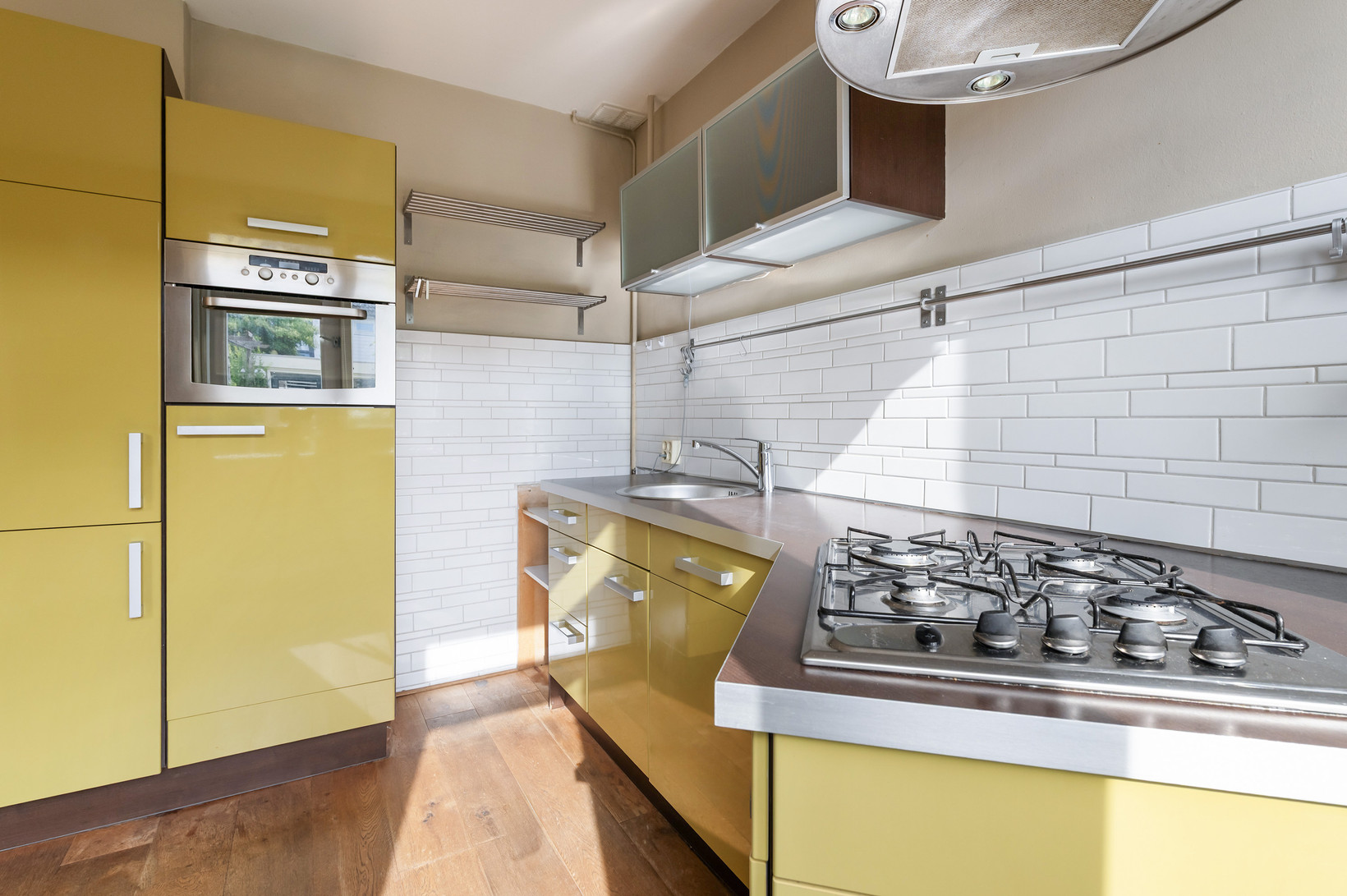 Tussenwoning te koop: Peregaard 3, Zwaag