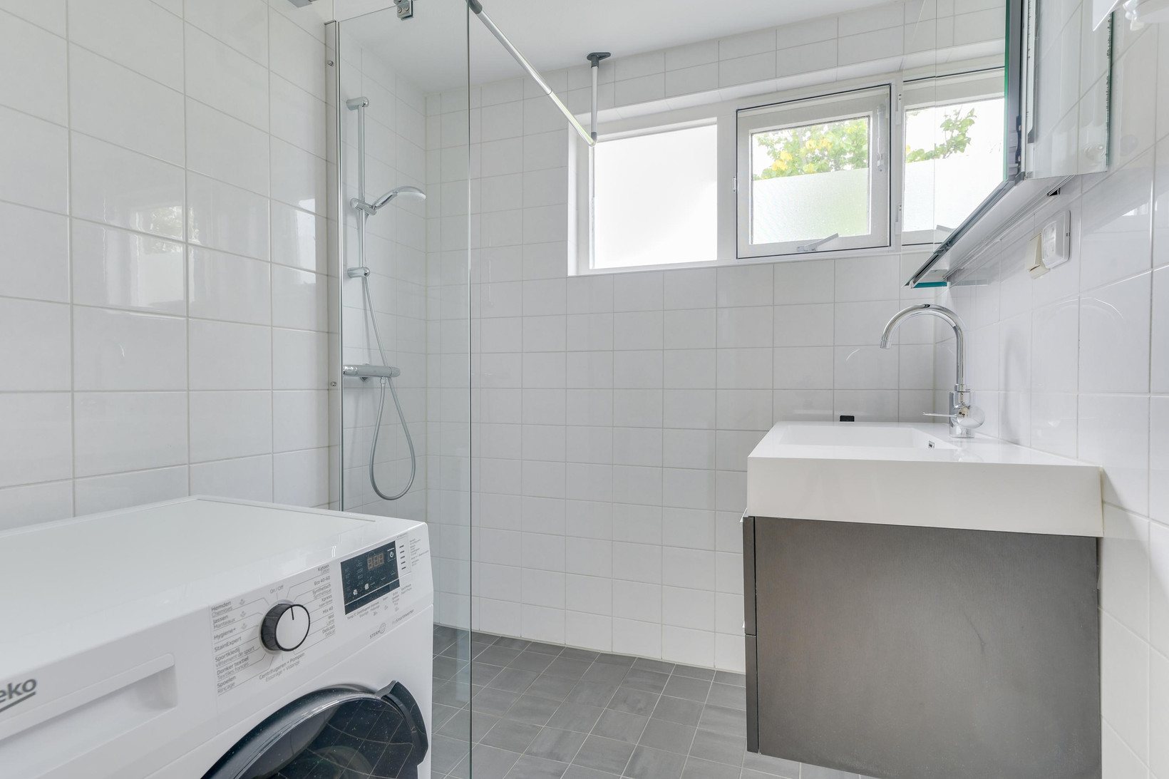 Hoekwoning te koop: Kosterstuin 168, Zwaag