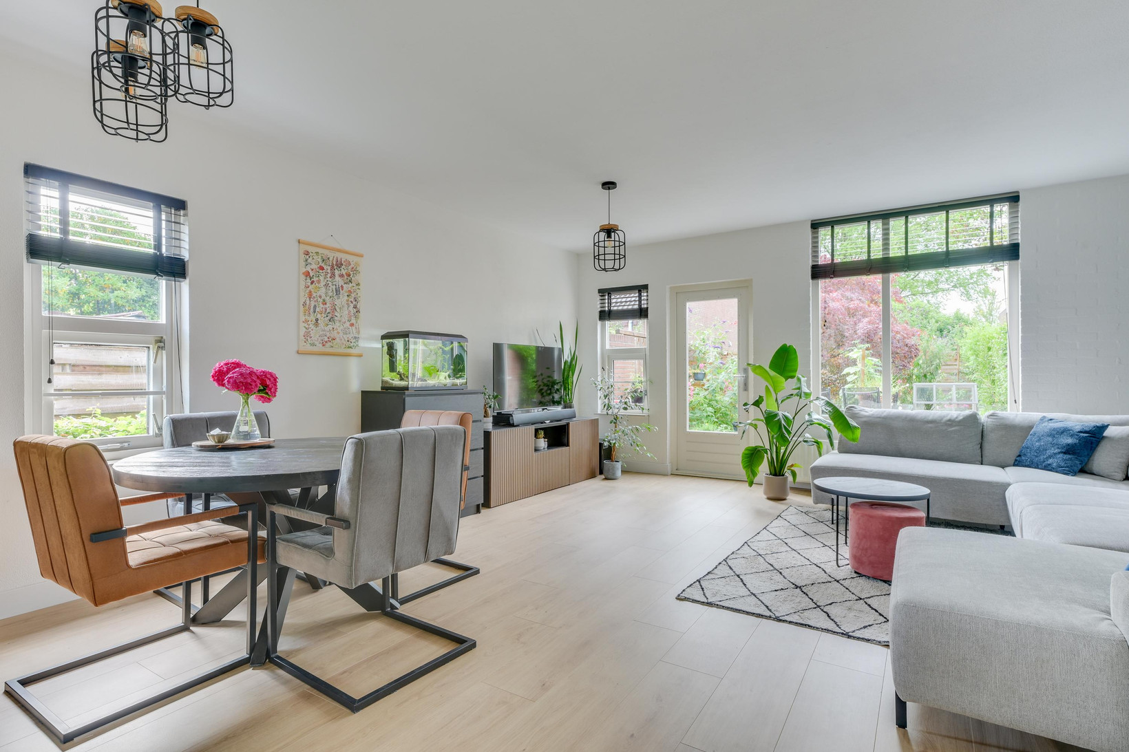 Hoekwoning te koop: Kosterstuin 168, Zwaag