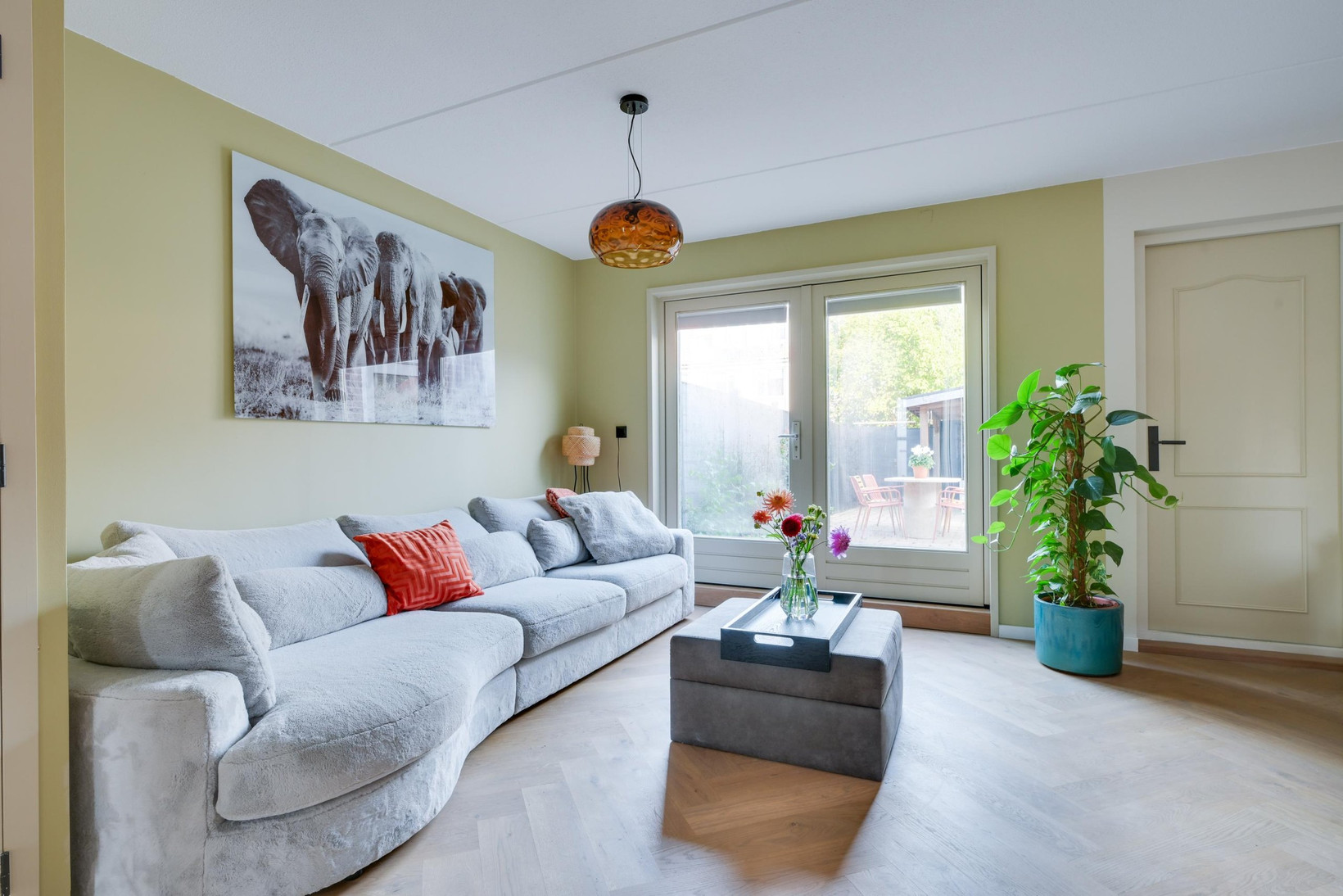 Tussenwoning te koop: Hoefijzer 92, Zwaag