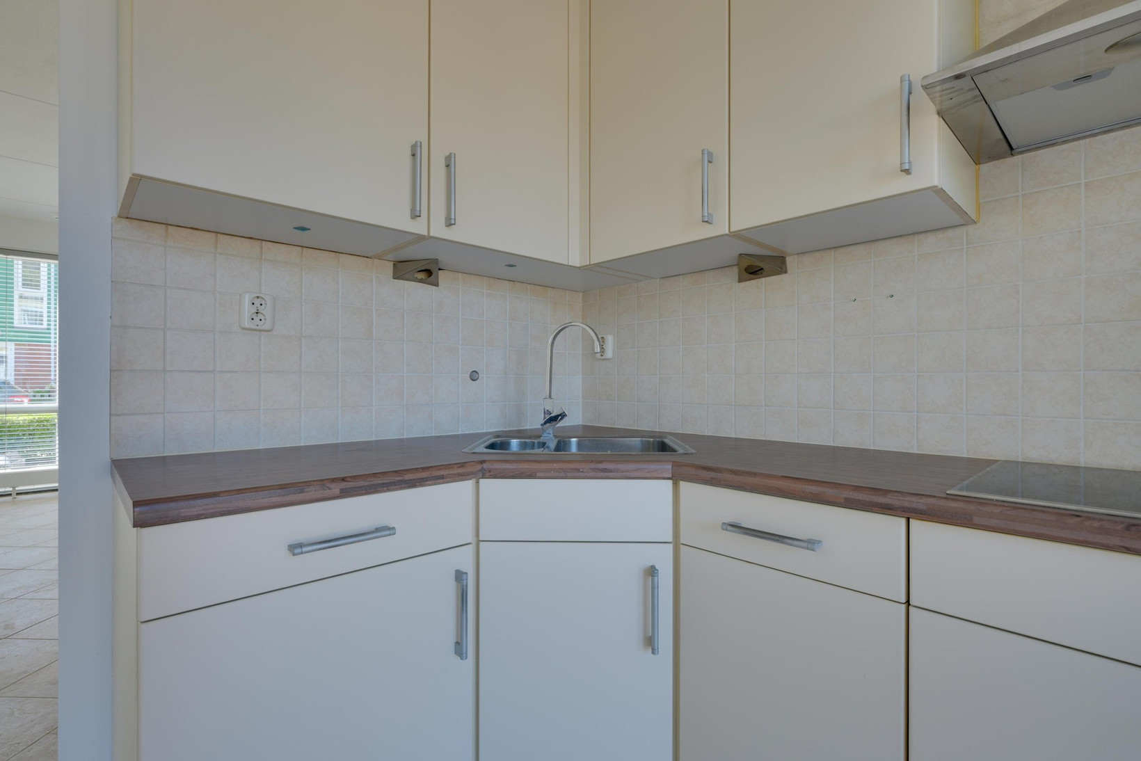Tussenwoning te koop: Vredemaker 9, Zwaag