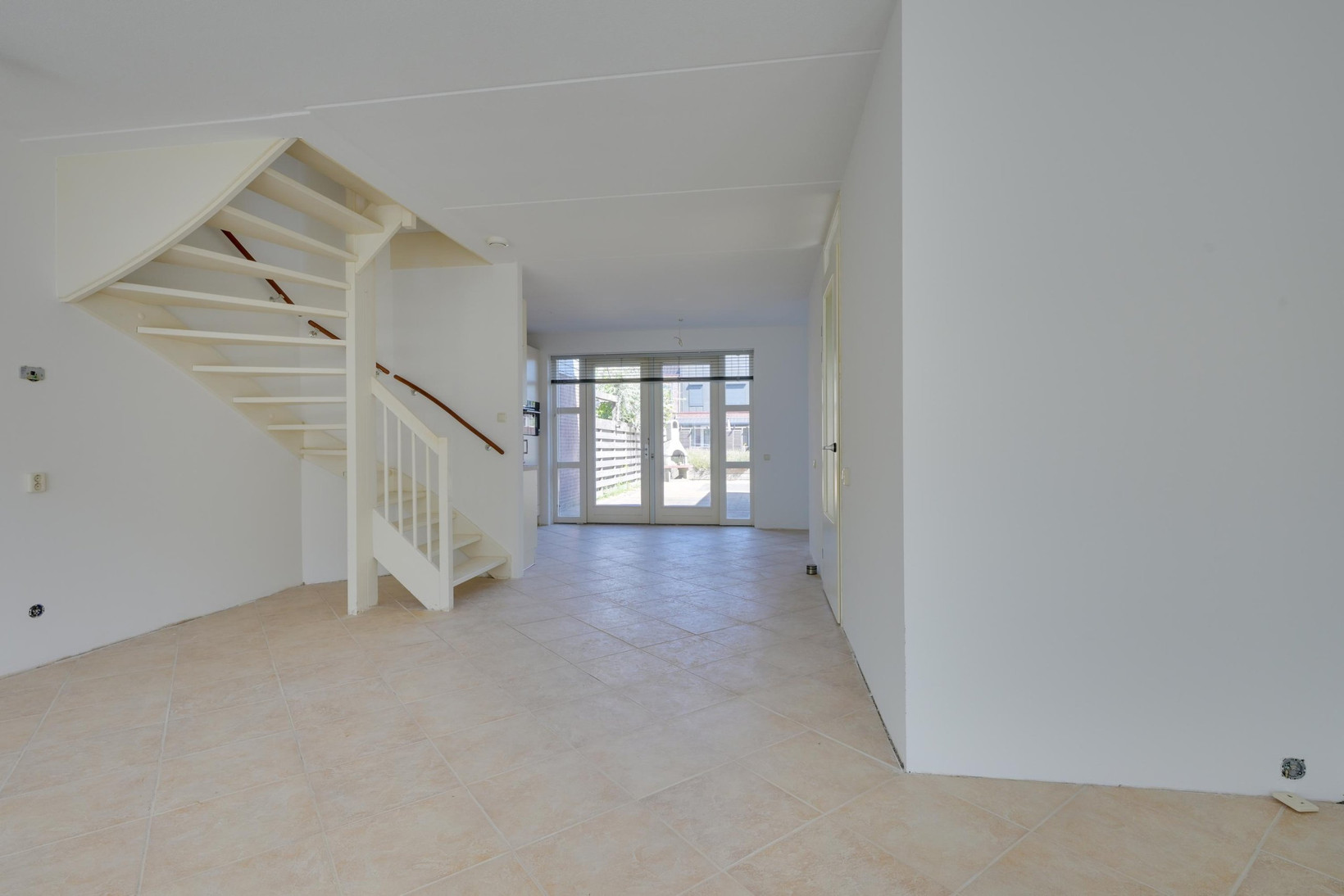 Tussenwoning te koop: Vredemaker 9, Zwaag