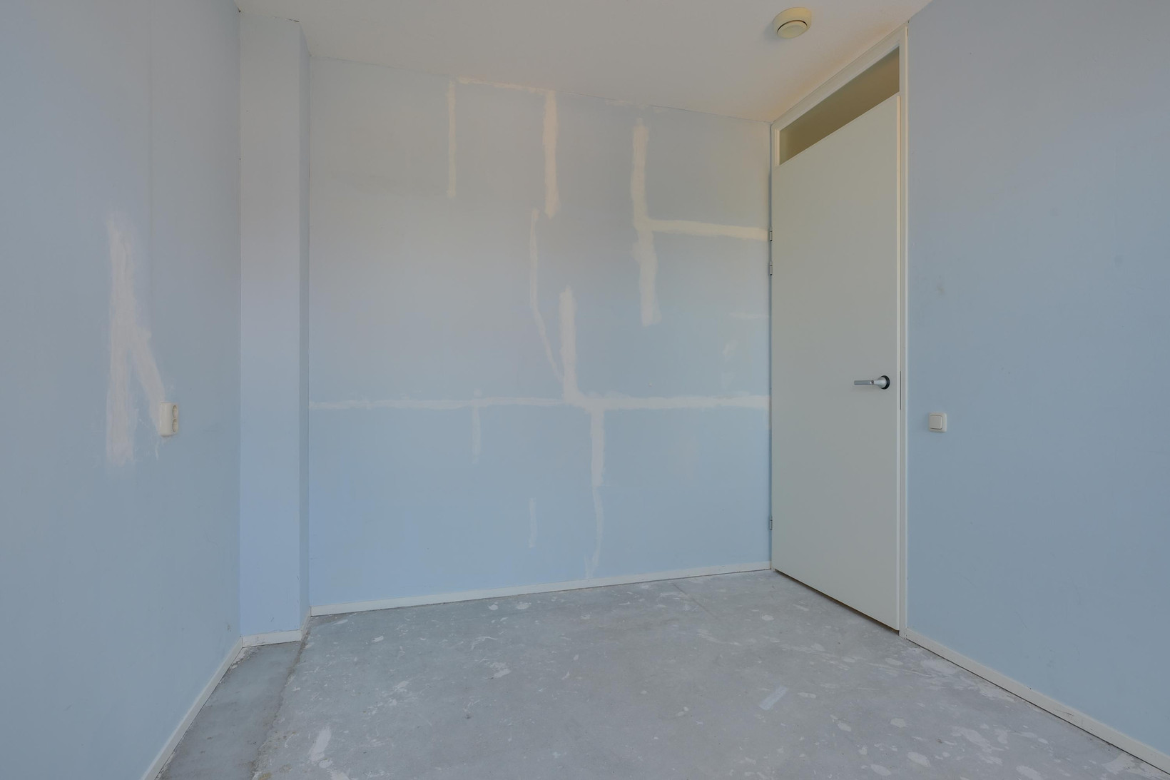 Tussenwoning te koop: Vredemaker 9, Zwaag