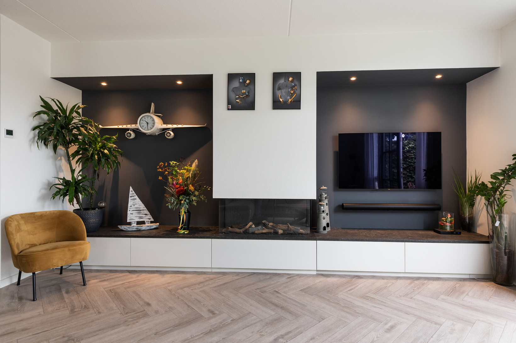 Hoekwoning te koop: Beeldsnijderpad 5, Zwaag