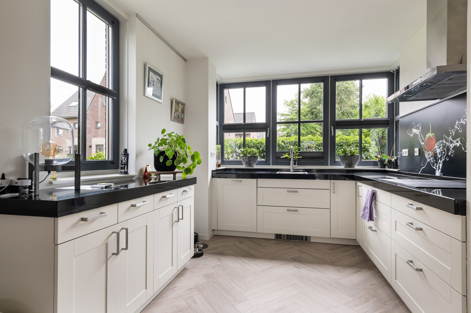 Hoekwoning te koop: Beeldsnijderpad 5, Zwaag