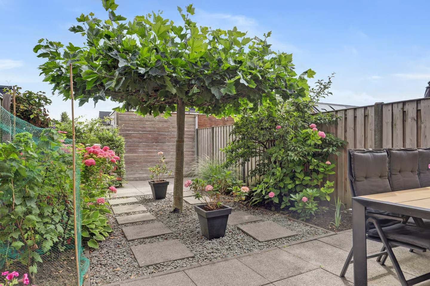 Tussenwoning te koop: P. van der Meerschstraat 27, Zwaag
