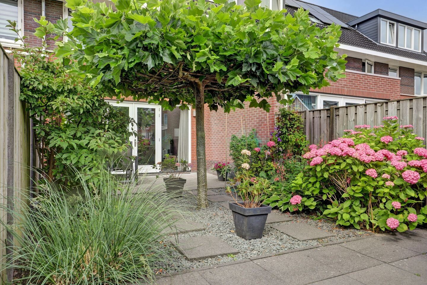 Tussenwoning te koop: P. van der Meerschstraat 27, Zwaag
