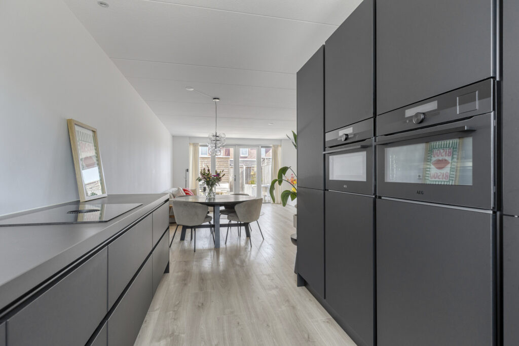 Tussenwoning te koop: Lienweid 16, Blokker