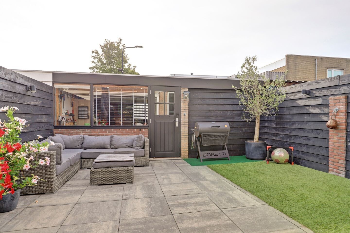 Tussenwoning te koop: Basiusstraat 8, Heerhugowaard