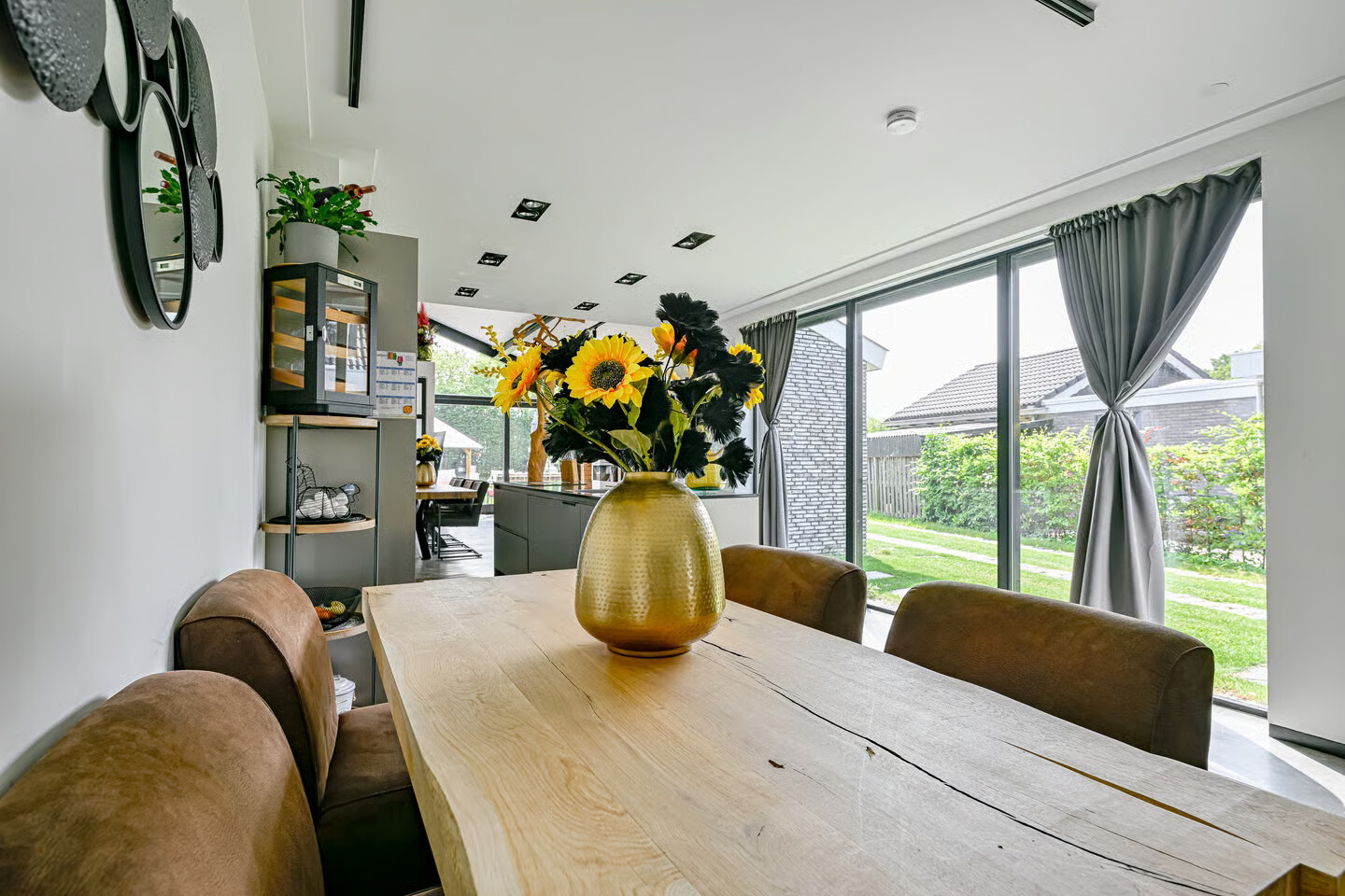 Vrijstaande woning te koop: Middenweg 262, Heerhugowaard