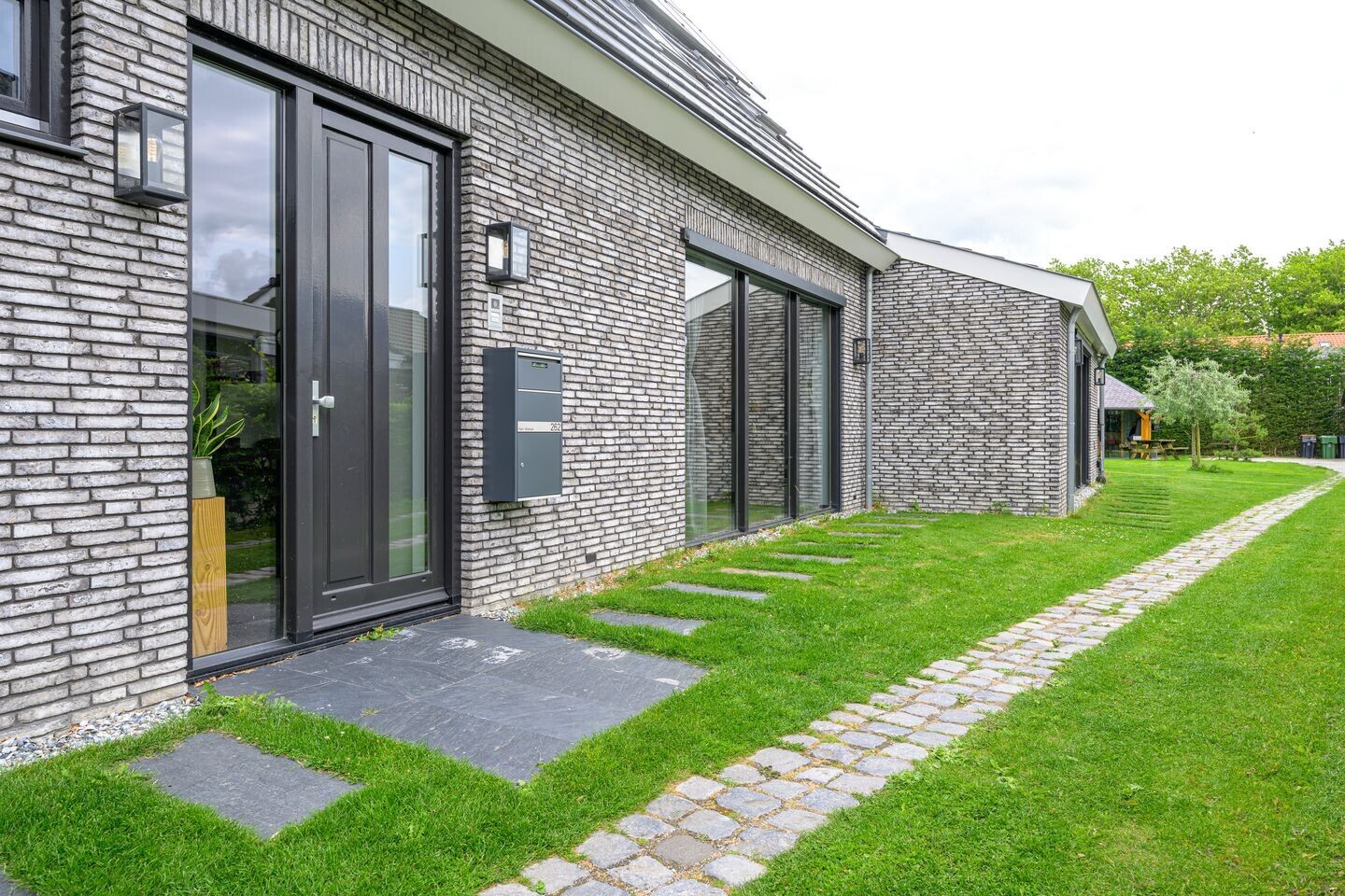 Vrijstaande woning te koop: Middenweg 262, Heerhugowaard