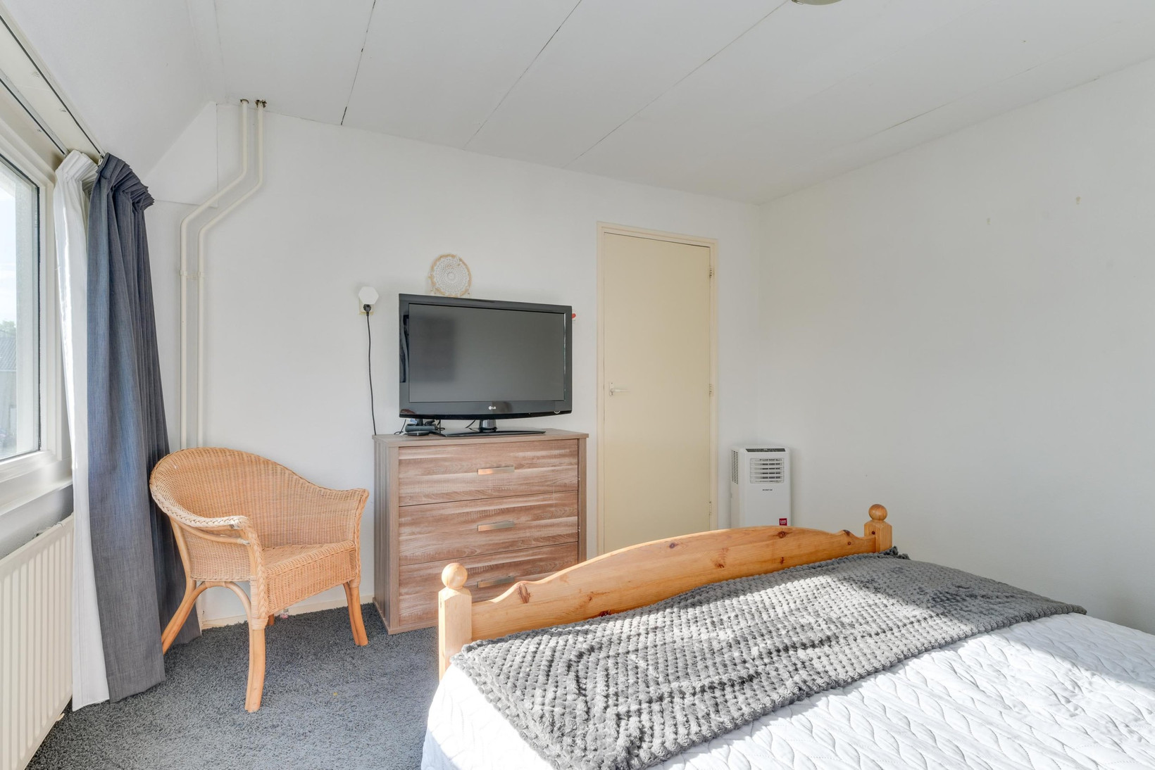 Tussenwoning te koop: Versproncklaan 11, Heerhugowaard