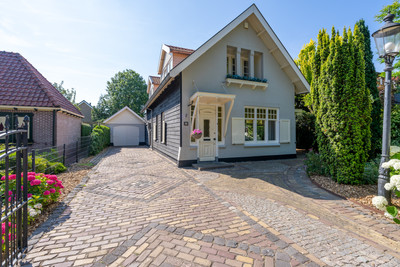 Middenweg 156