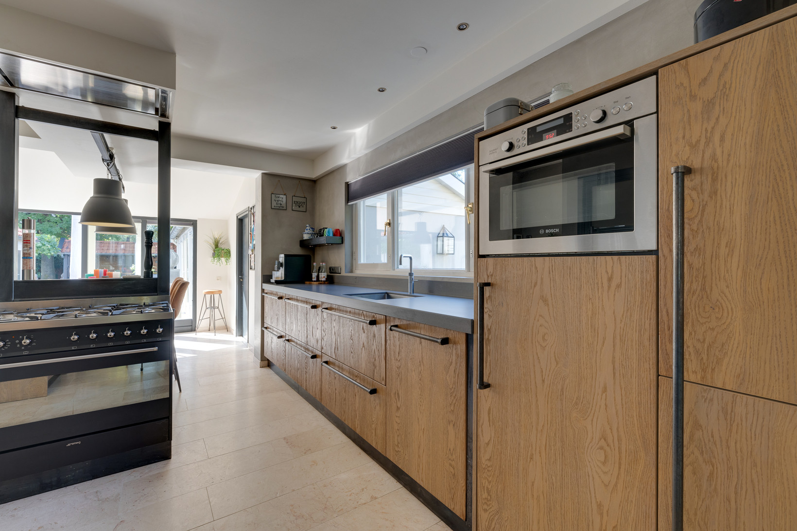 Vrijstaande woning te koop: Middenweg 156, Heerhugowaard