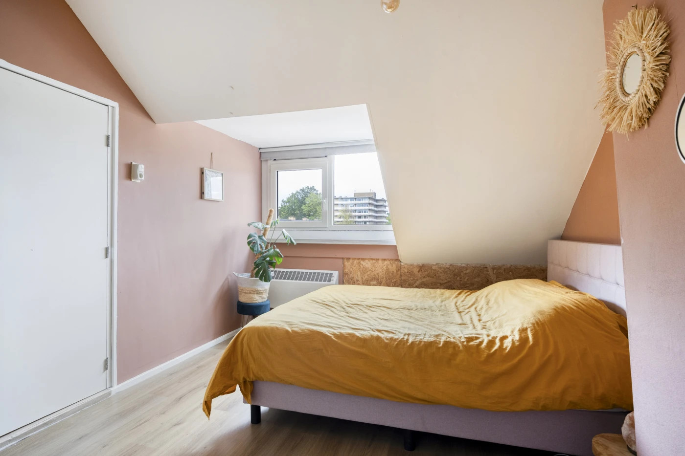 Tussenwoning te koop: Wilgenlaan 22, Heerhugowaard