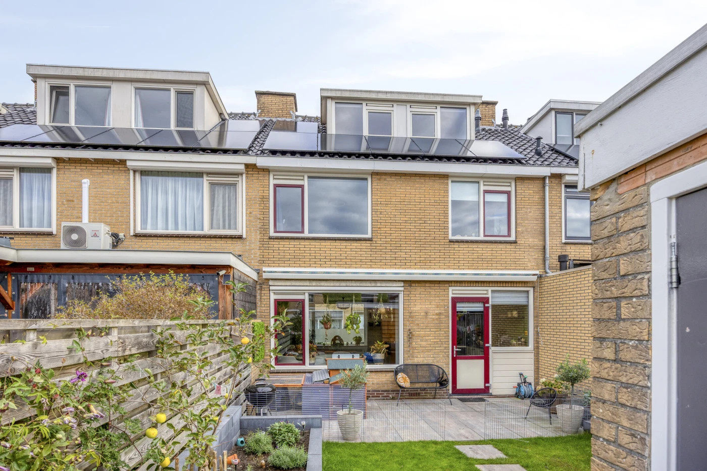 Tussenwoning te koop: Wilgenlaan 22, Heerhugowaard