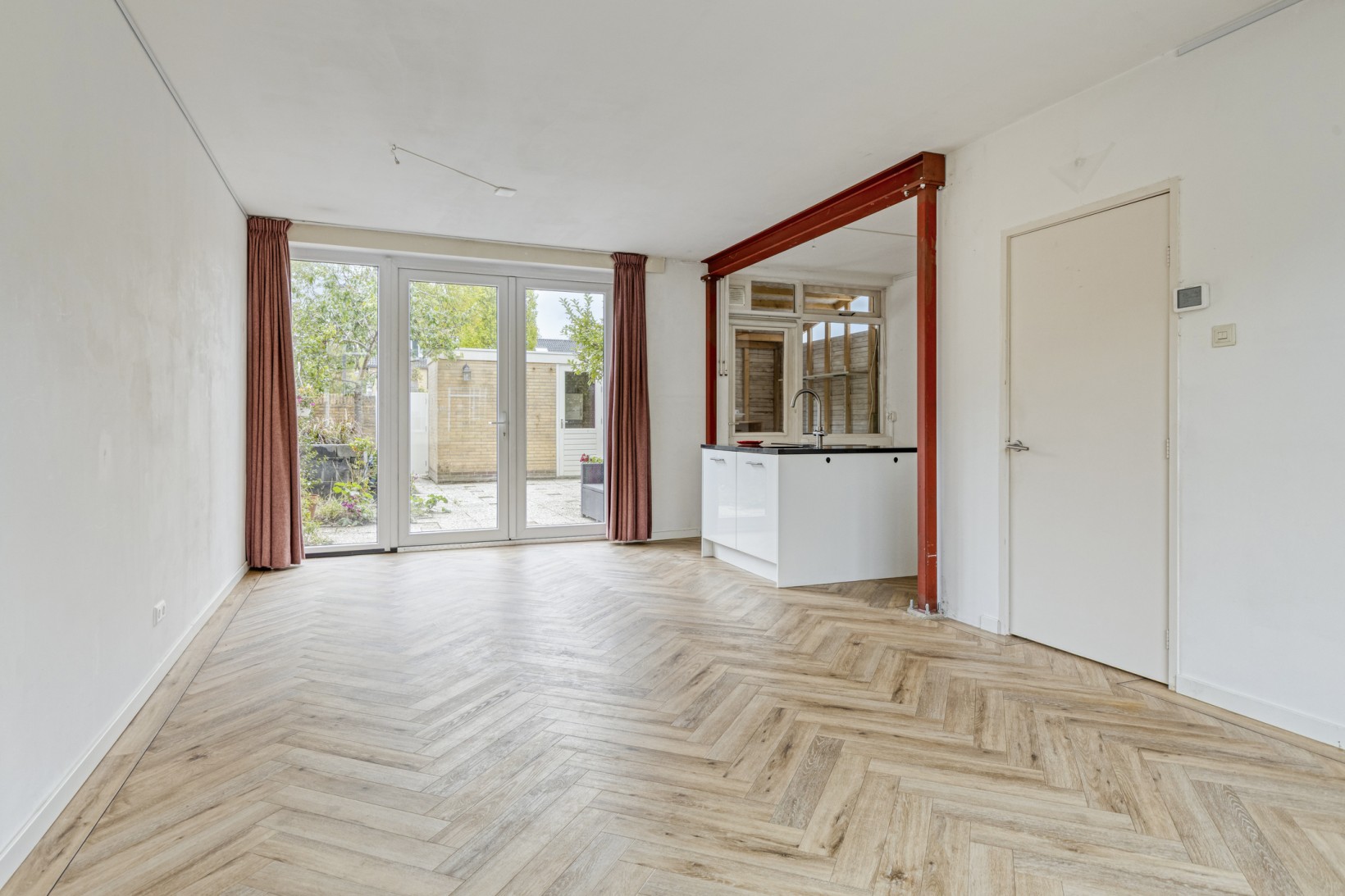 Tussenwoning te koop: Azalealaan 24, Heerhugowaard