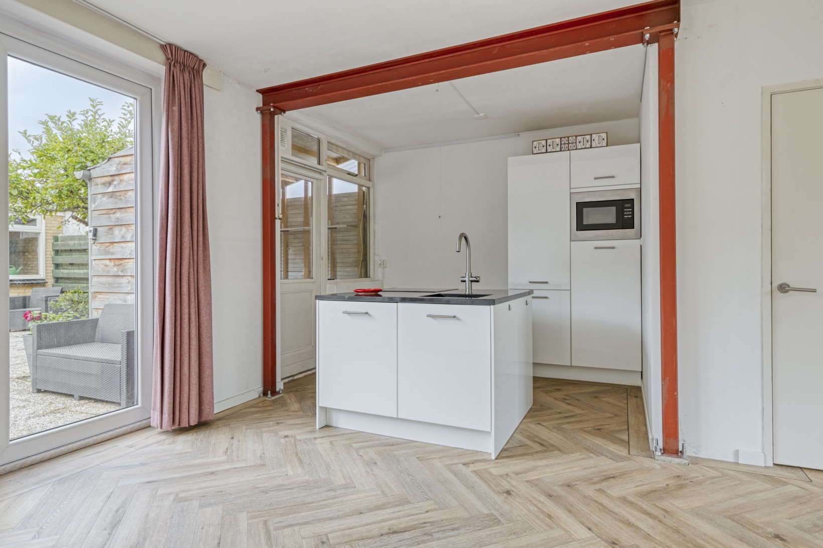 Tussenwoning te koop: Azalealaan 24, Heerhugowaard