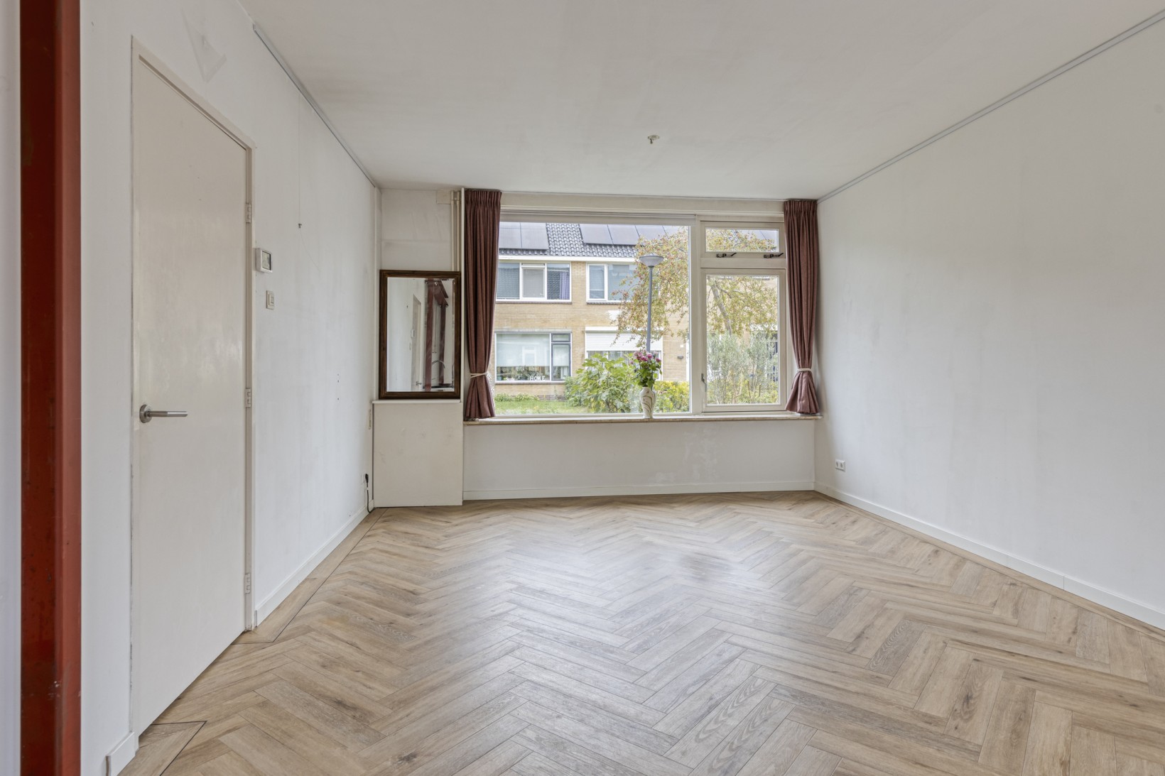 Tussenwoning te koop: Azalealaan 24, Heerhugowaard