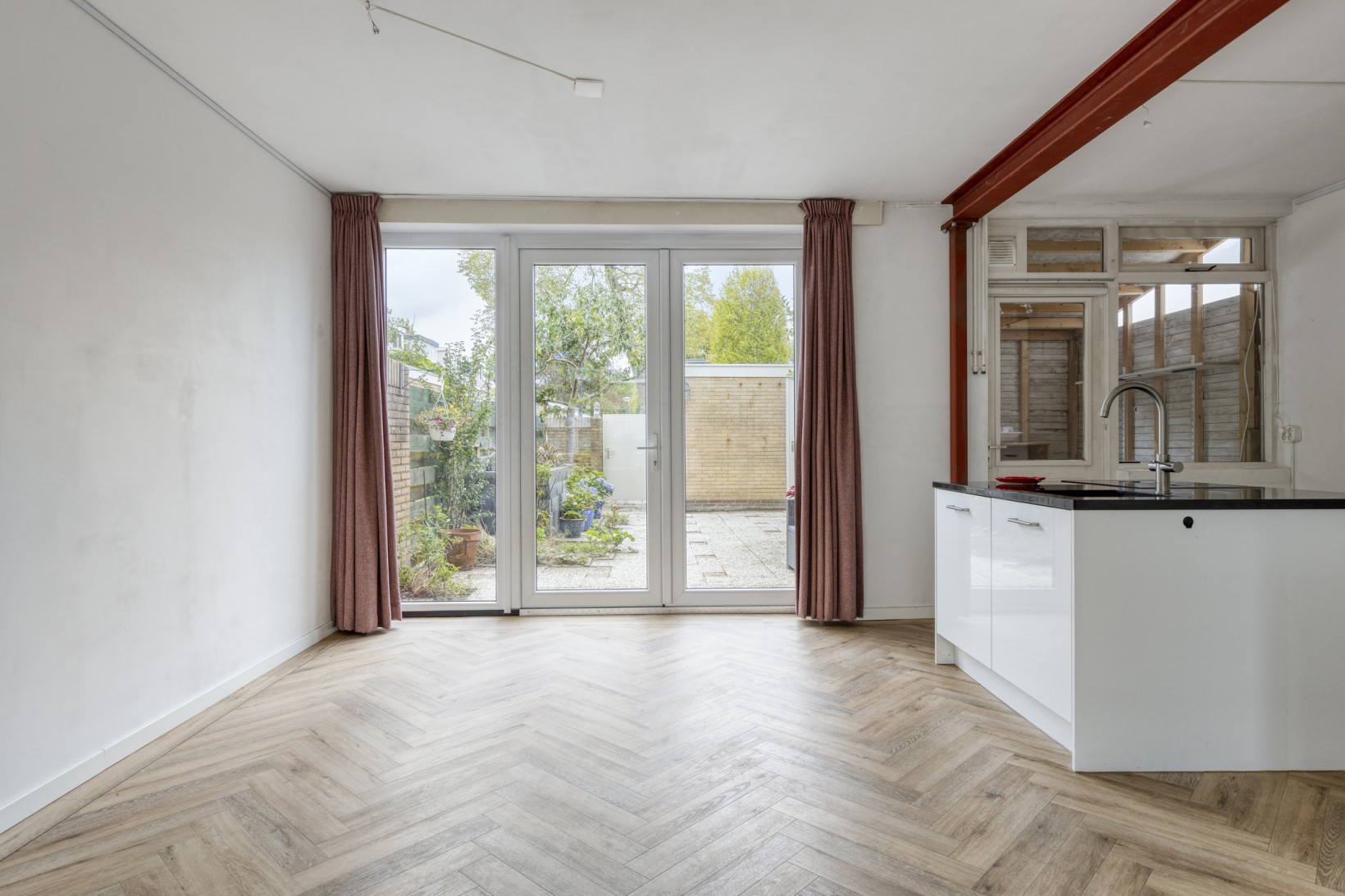 Tussenwoning te koop: Azalealaan 24, Heerhugowaard