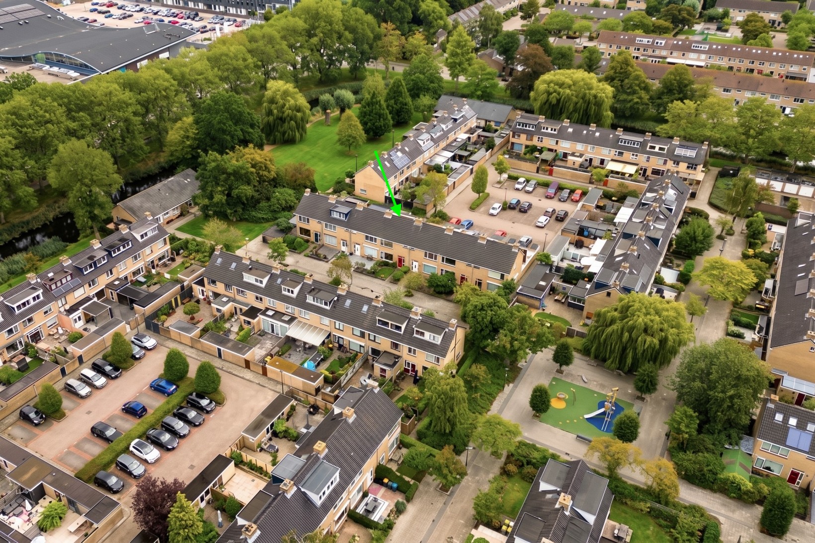 Tussenwoning te koop: Azalealaan 24, Heerhugowaard
