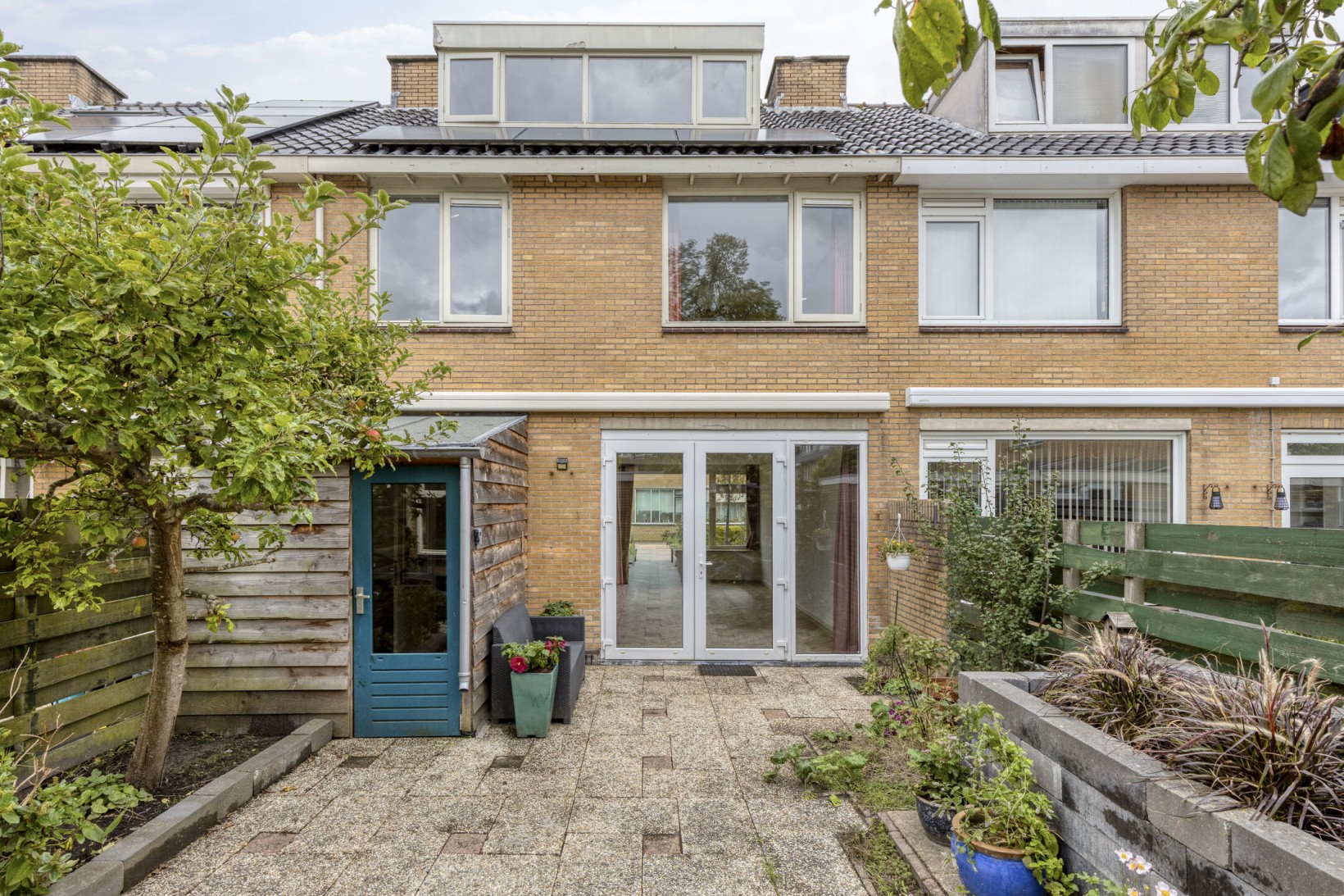 Tussenwoning te koop: Azalealaan 24, Heerhugowaard