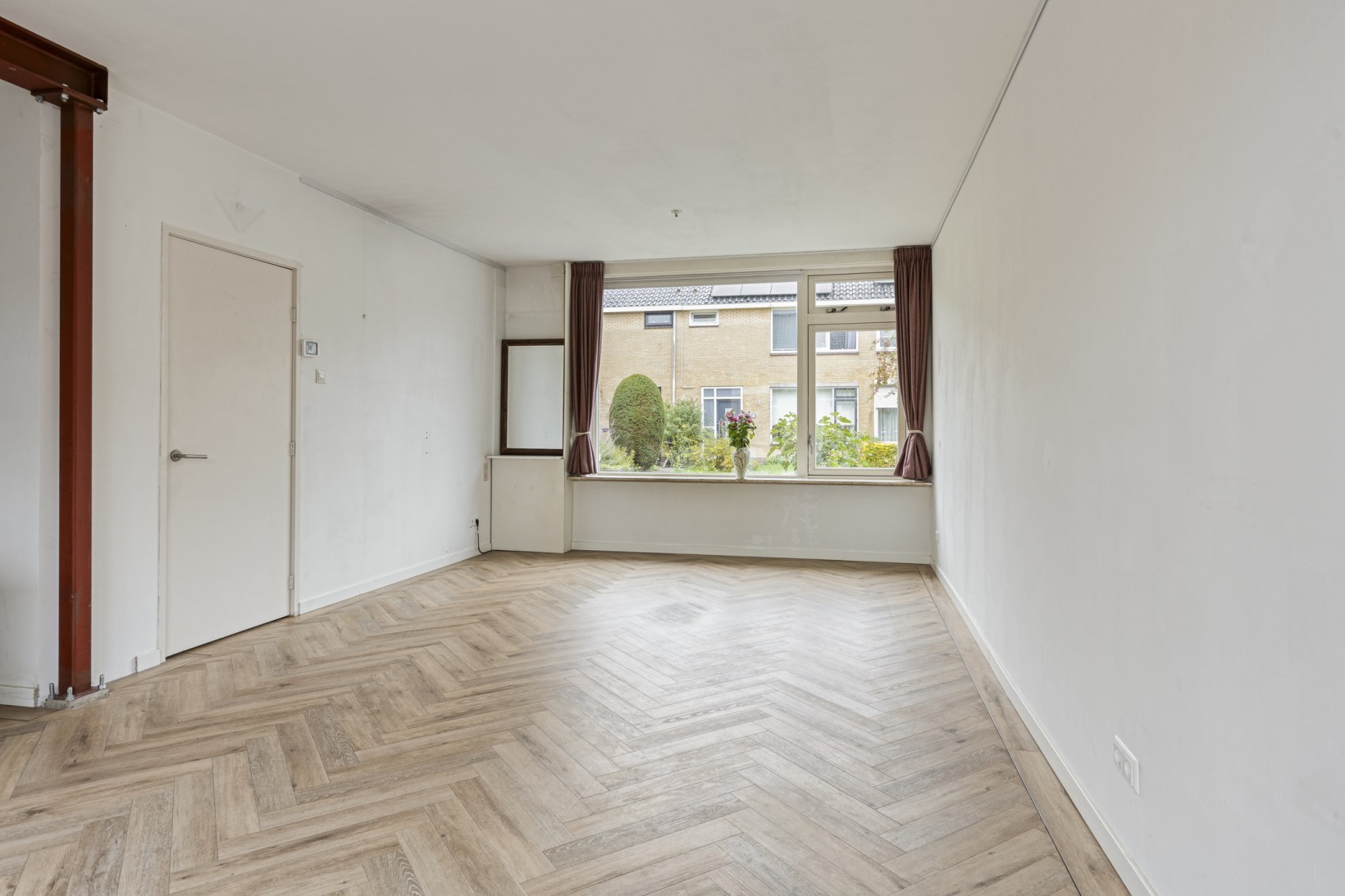 Tussenwoning te koop: Azalealaan 24, Heerhugowaard
