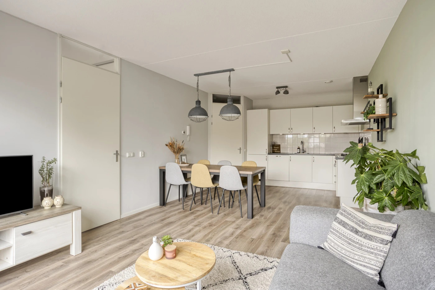 Appartement te koop: Acacialaan 10, Heerhugowaard