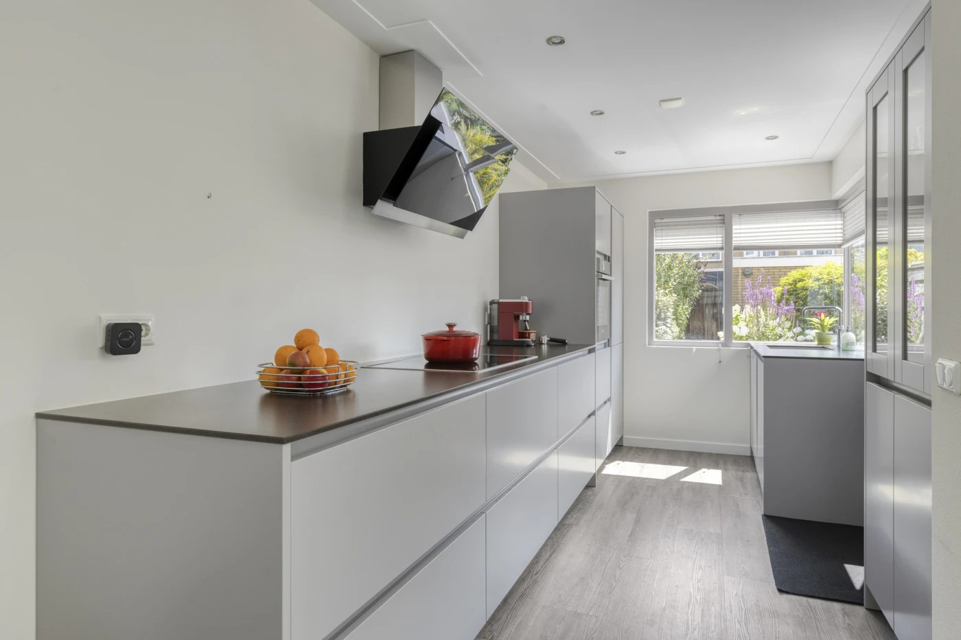 Tussenwoning te koop: Ahornlaan 10, Heerhugowaard