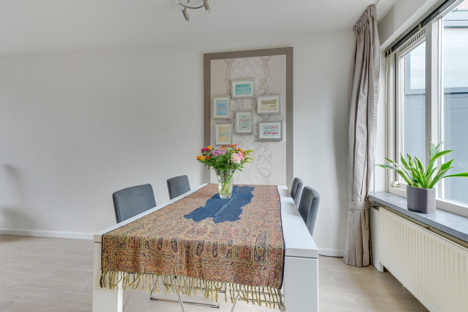 Tussenwoning te koop: Amatist 52, Heerhugowaard