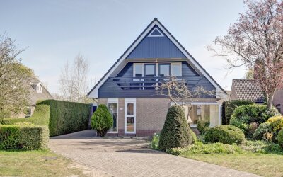 Middenweg 60