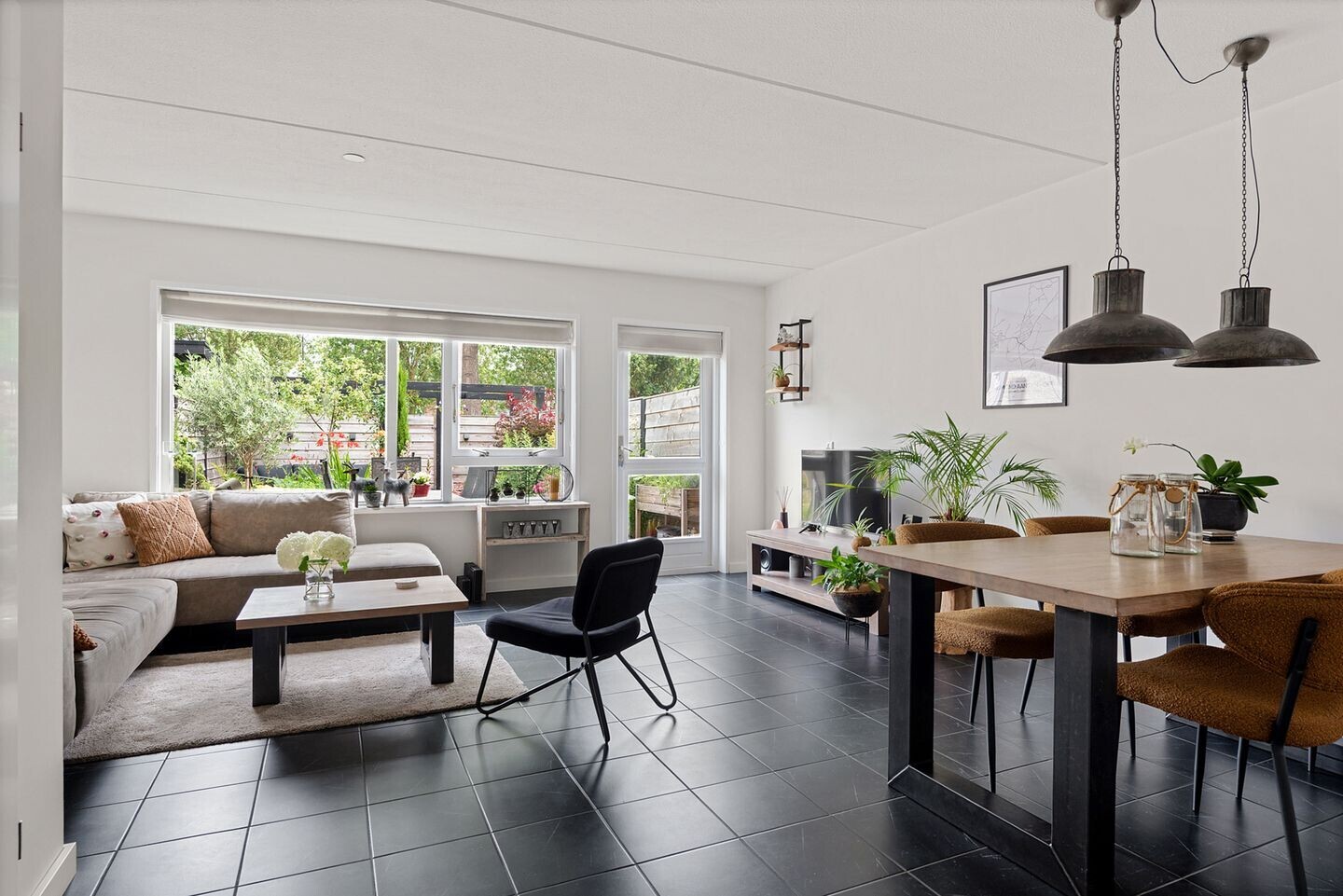 Tussenwoning te koop: Loodwitmolen 37, Heerhugowaard