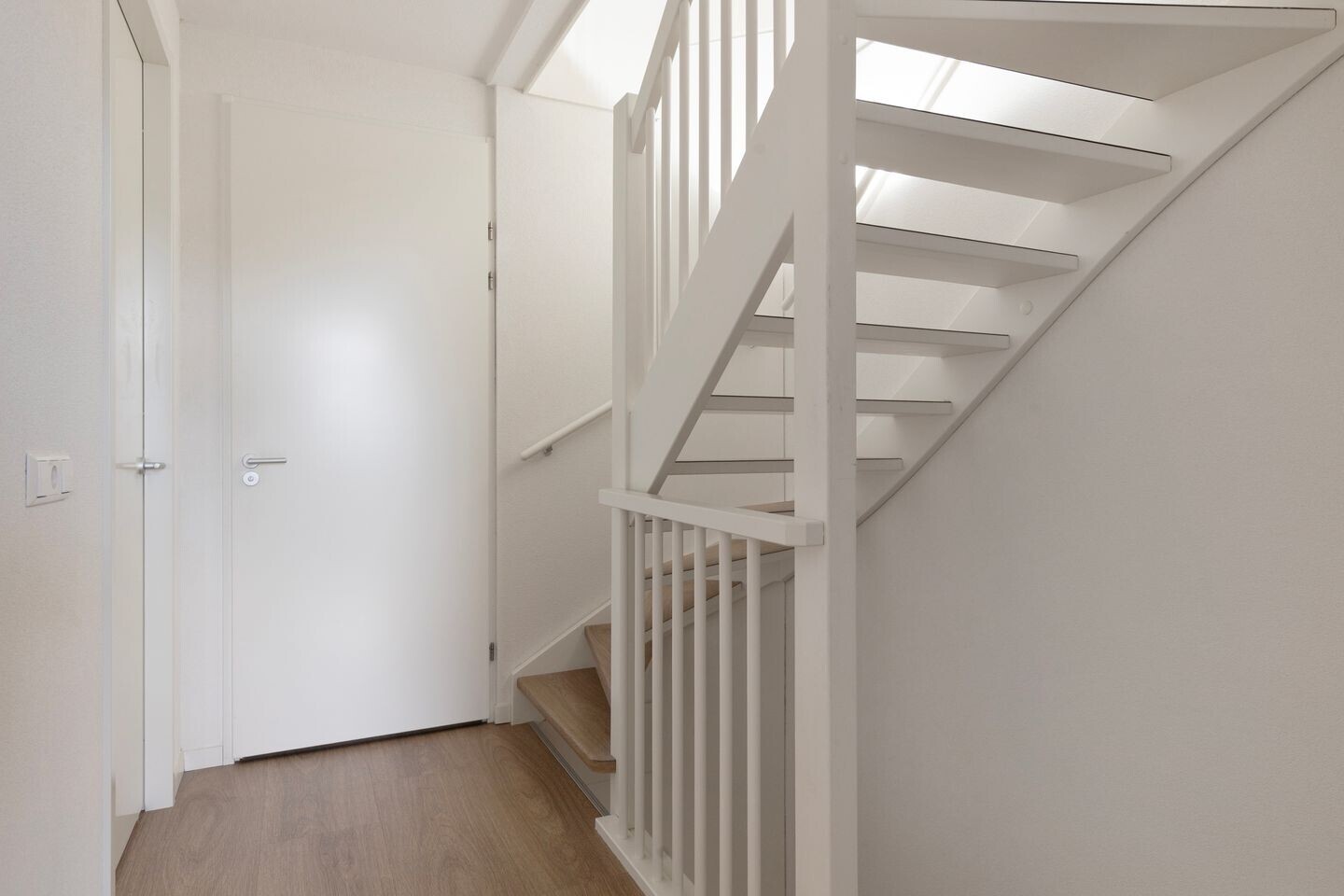 Tussenwoning te koop: Vrederiksakker 26, Heerhugowaard