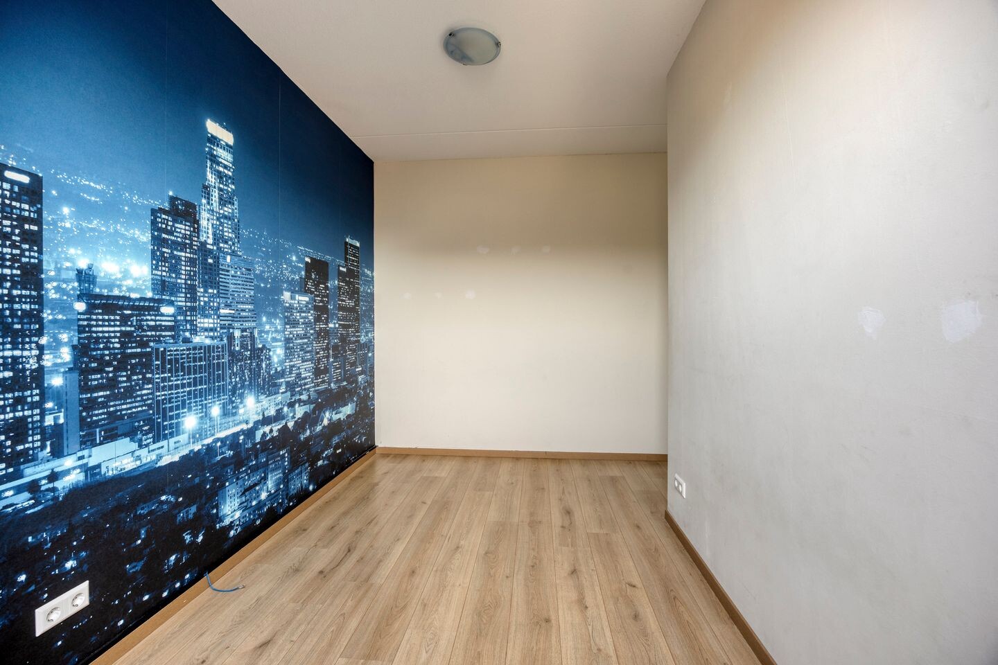 Tussenwoning te koop: Velduil 13, Heerhugowaard