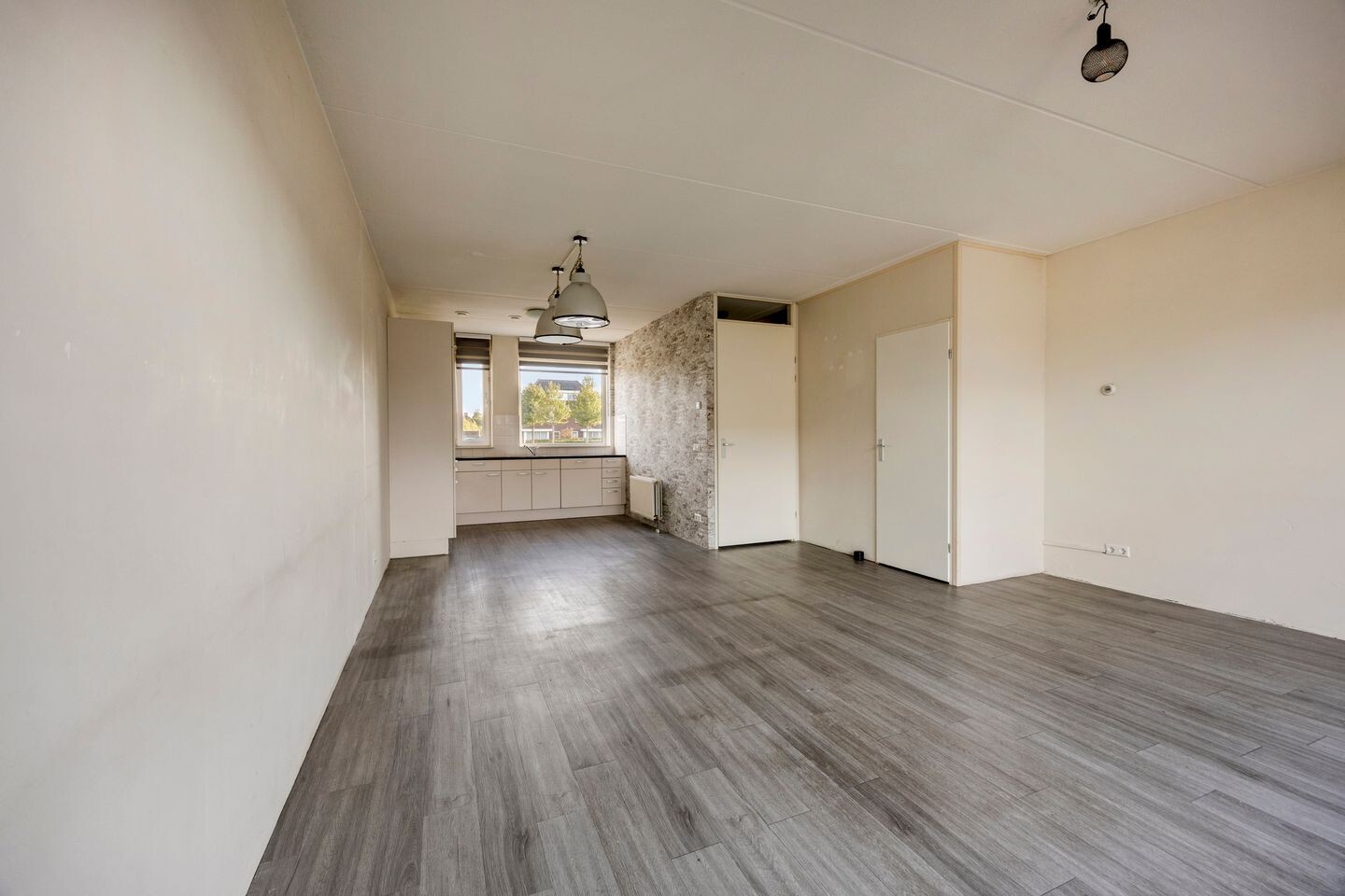 Tussenwoning te koop: Velduil 13, Heerhugowaard