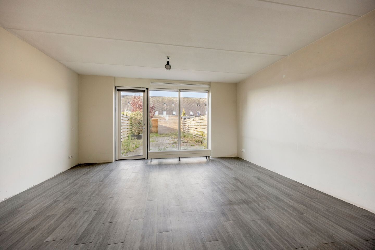 Tussenwoning te koop: Velduil 13, Heerhugowaard