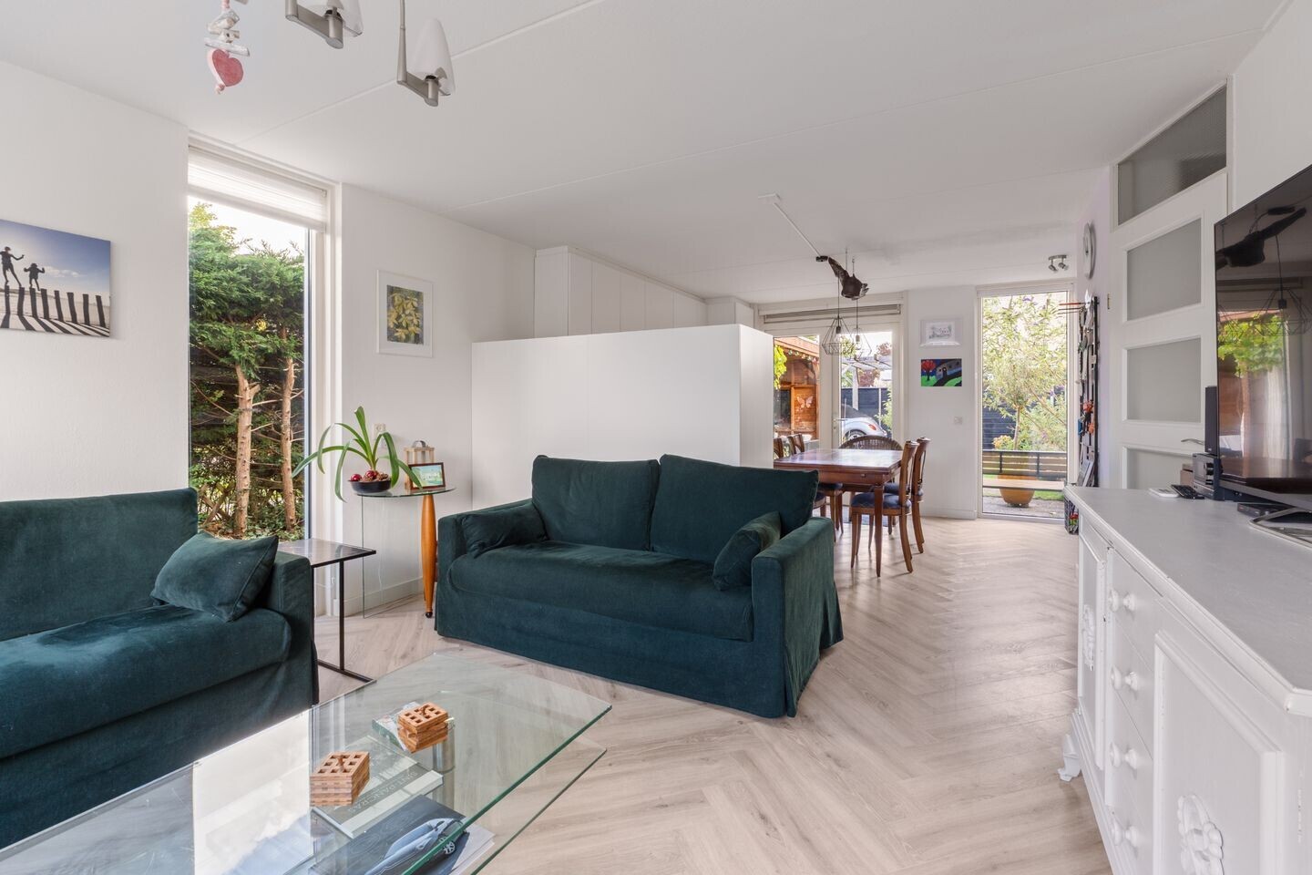 Hoekwoning te koop: Moerbeeklaan 1, Heerhugowaard