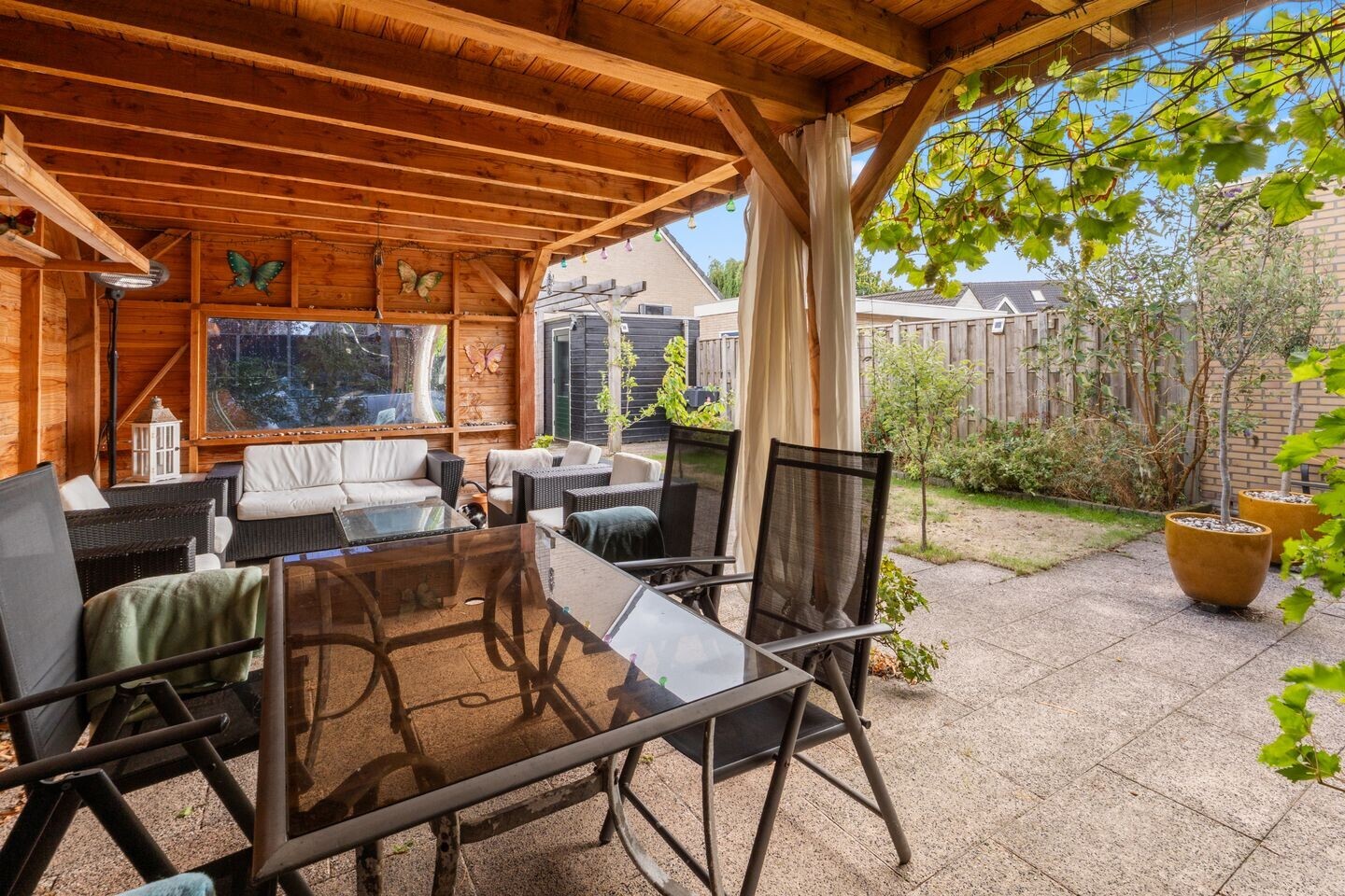 Hoekwoning te koop: Moerbeeklaan 1, Heerhugowaard