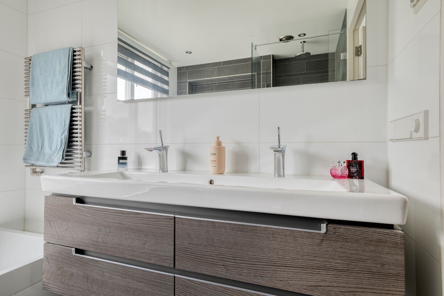 Tussenwoning te koop: Huygenhoekring 237, Heerhugowaard