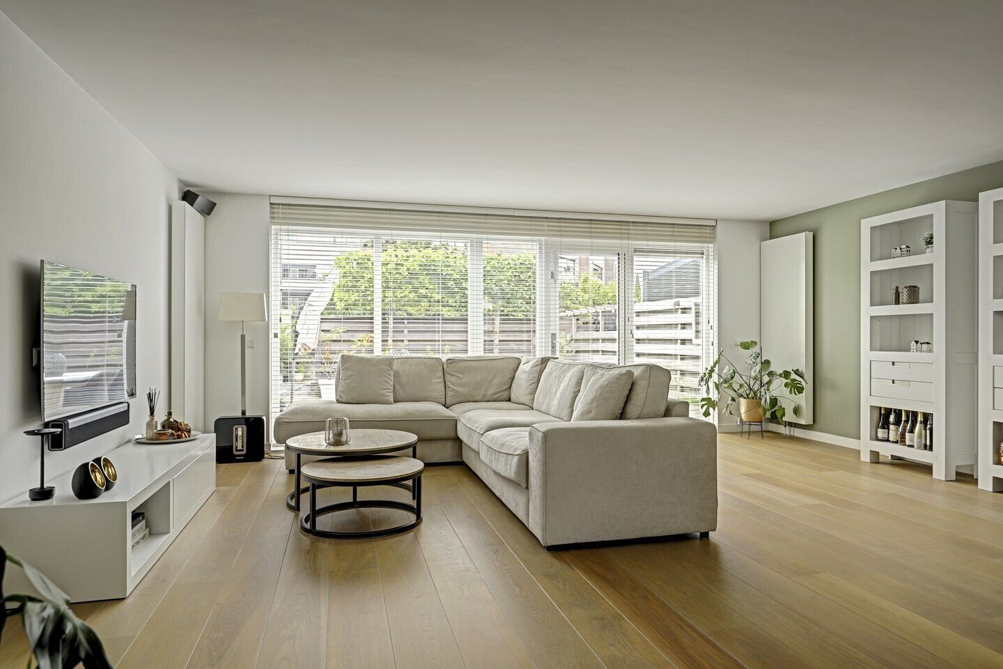 Tussenwoning te koop: Frida Katzland 11, Heerhugowaard